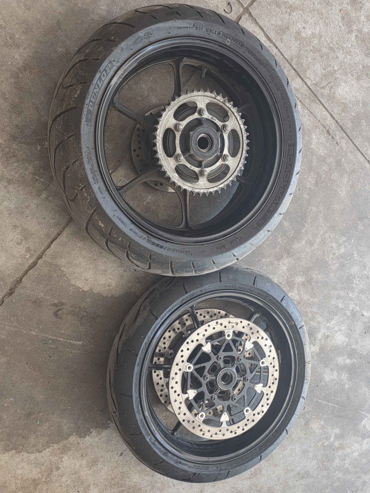 2017-2025 Suzuki GSXR1000 GSXR 1000 OEM Frt Rear Rim Tires 2022 Black