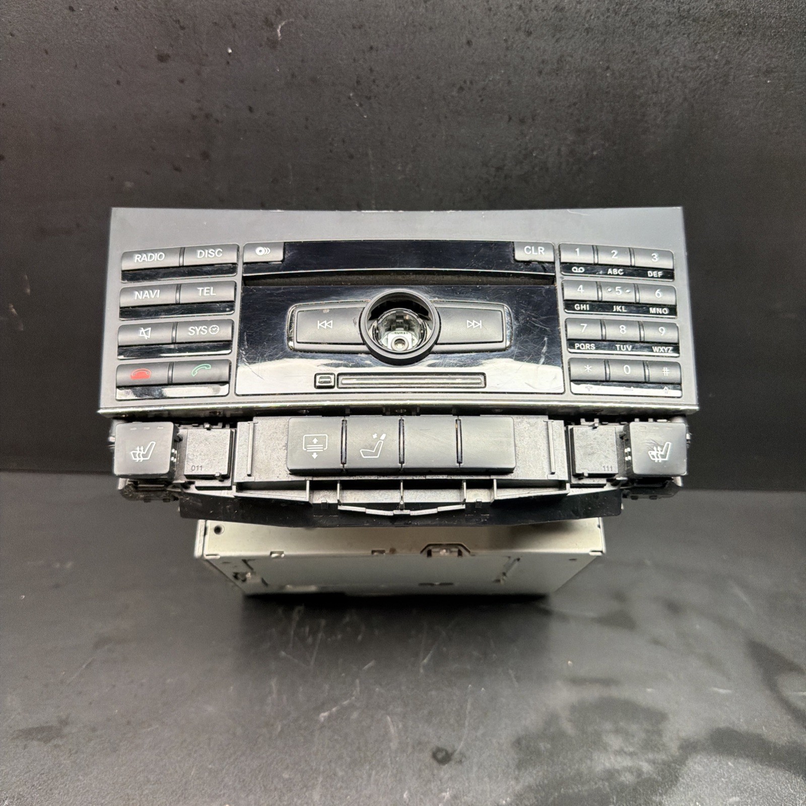 2010 - 2013 MERCEDES BENZ E350 W212 Command Head Unit CD Changer Radio OEM