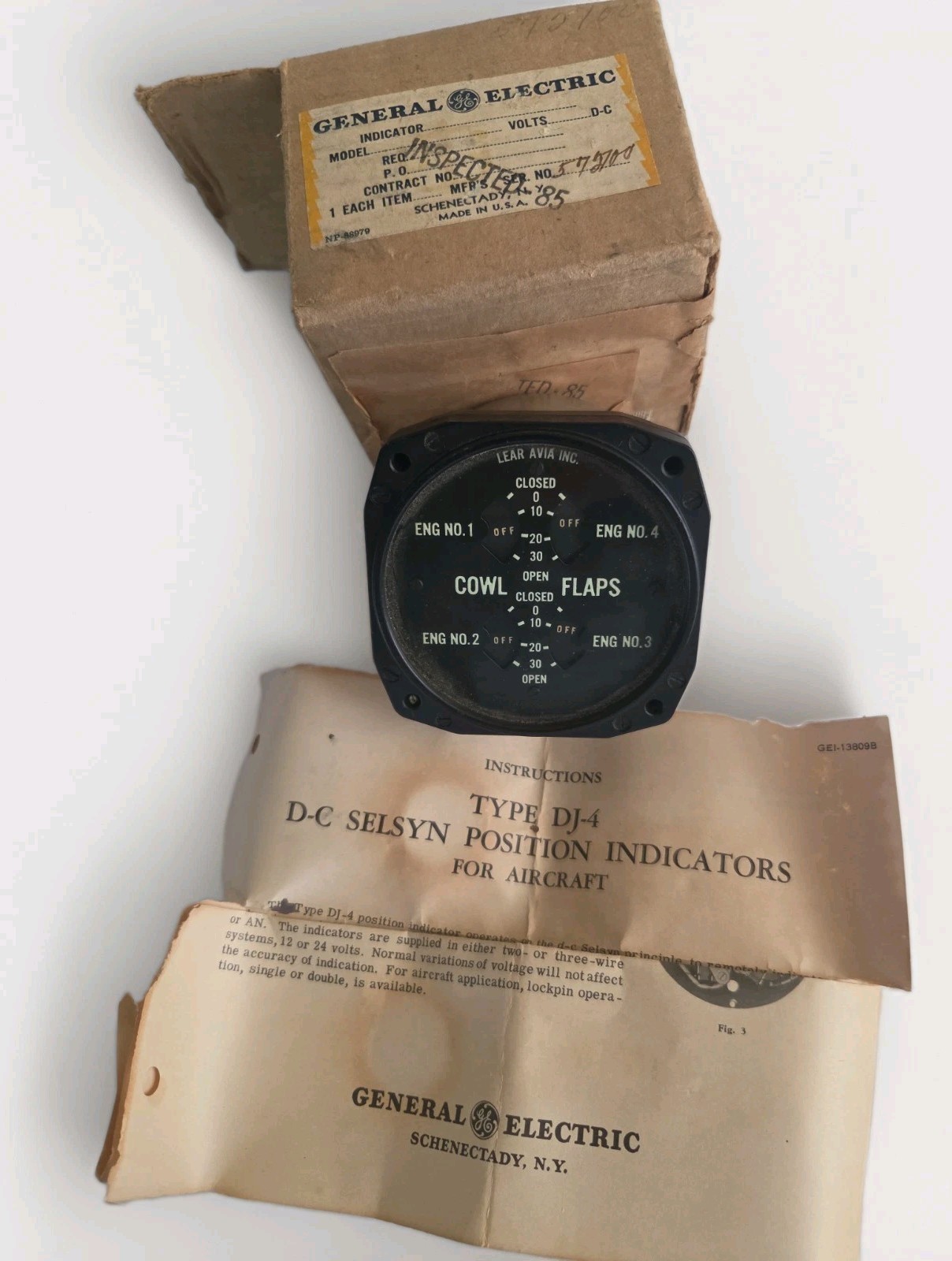 Nos General Electric Aircraft Flaps Oil Cooler Indicator Gauge Type DJ-4 Box Nos General Electric Aircraft Flaps Oil Cooler Indicator Gauge Type DJ-4 Box