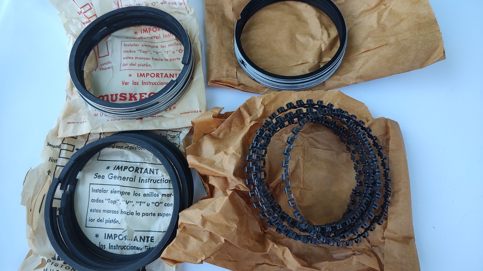 NOS Muskegon Chrome Piston Rings #PS4019M 8 Cylinder 3-5/8 NOS Muskegon Chrome Piston Rings #PS4019M 8 Cylinder 3-5/8