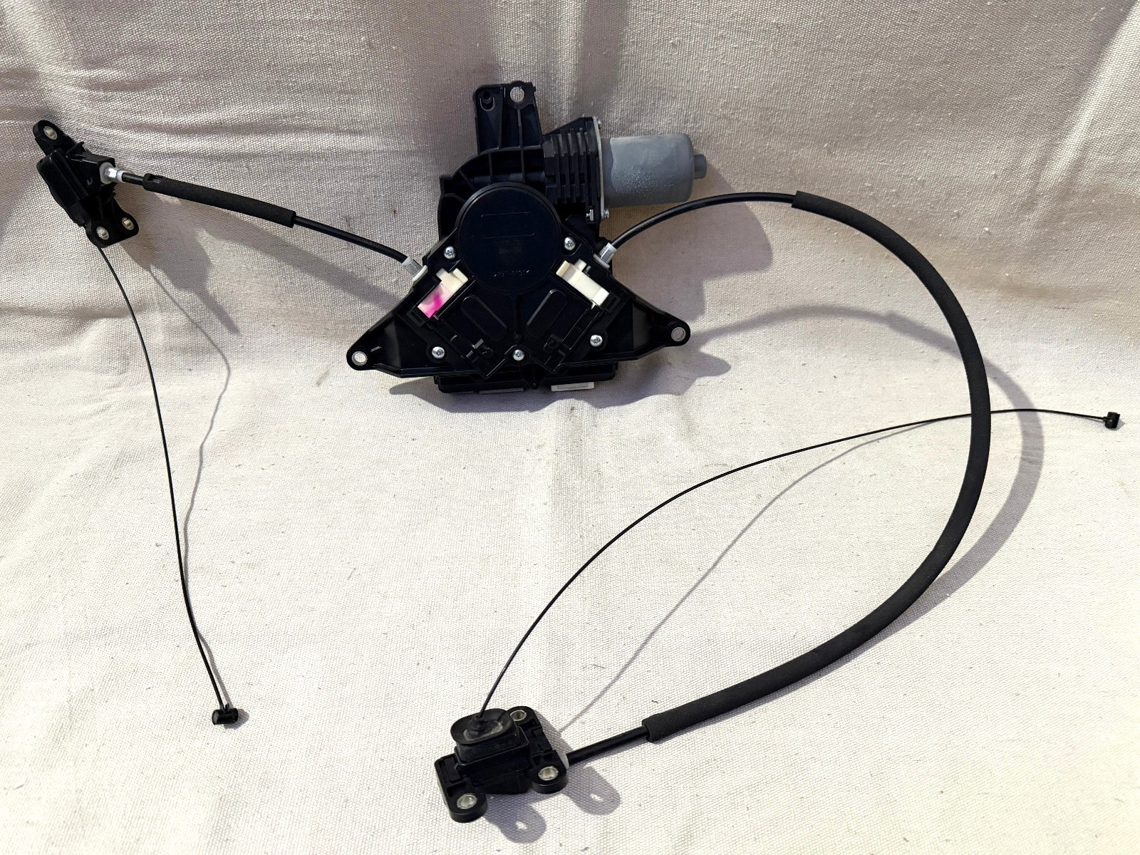 2011-2017 Honda Odyssey Rear Left Driver Power Sliding Door Motor w/ Cables 2011-2017 Honda Odyssey Rear Left Driver Power Sliding Door Motor w/ Cables