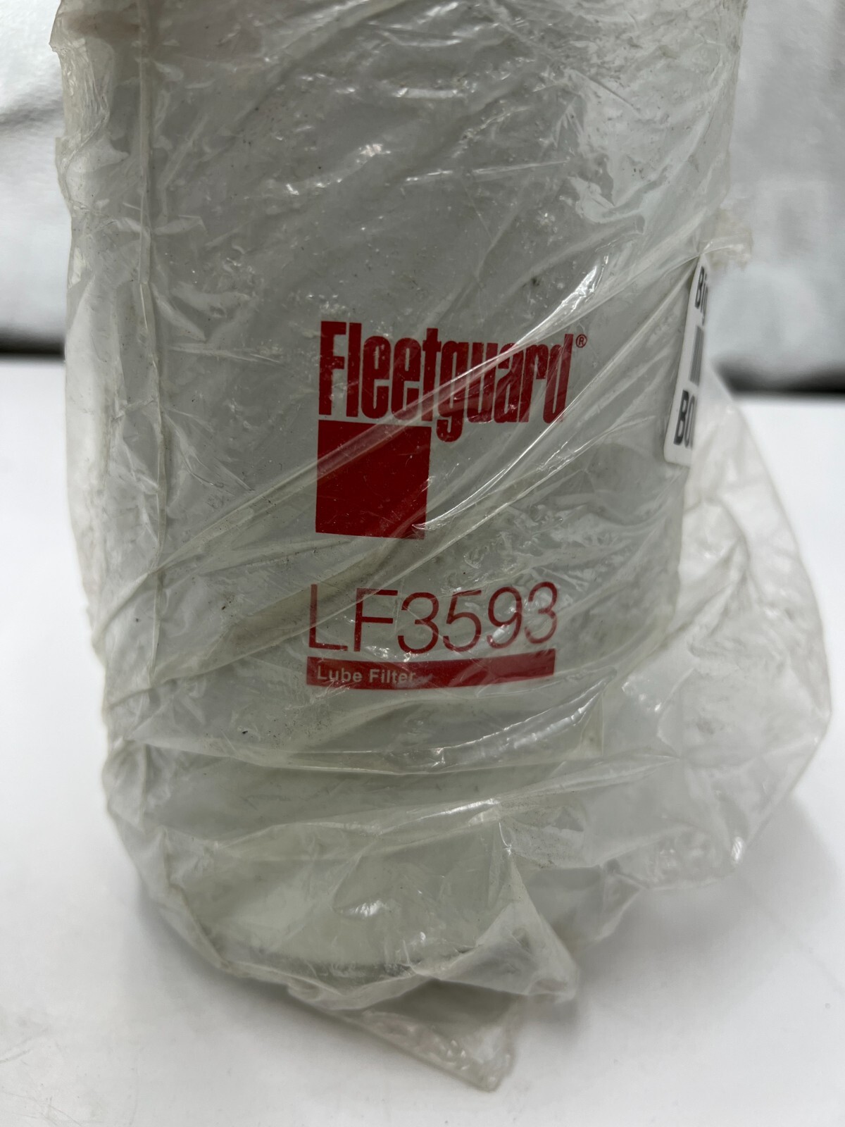 QTY 8 Fleetguard LF3593 Lube Spin-On Oil Filters Baldwin B7397 Donaldson P551263