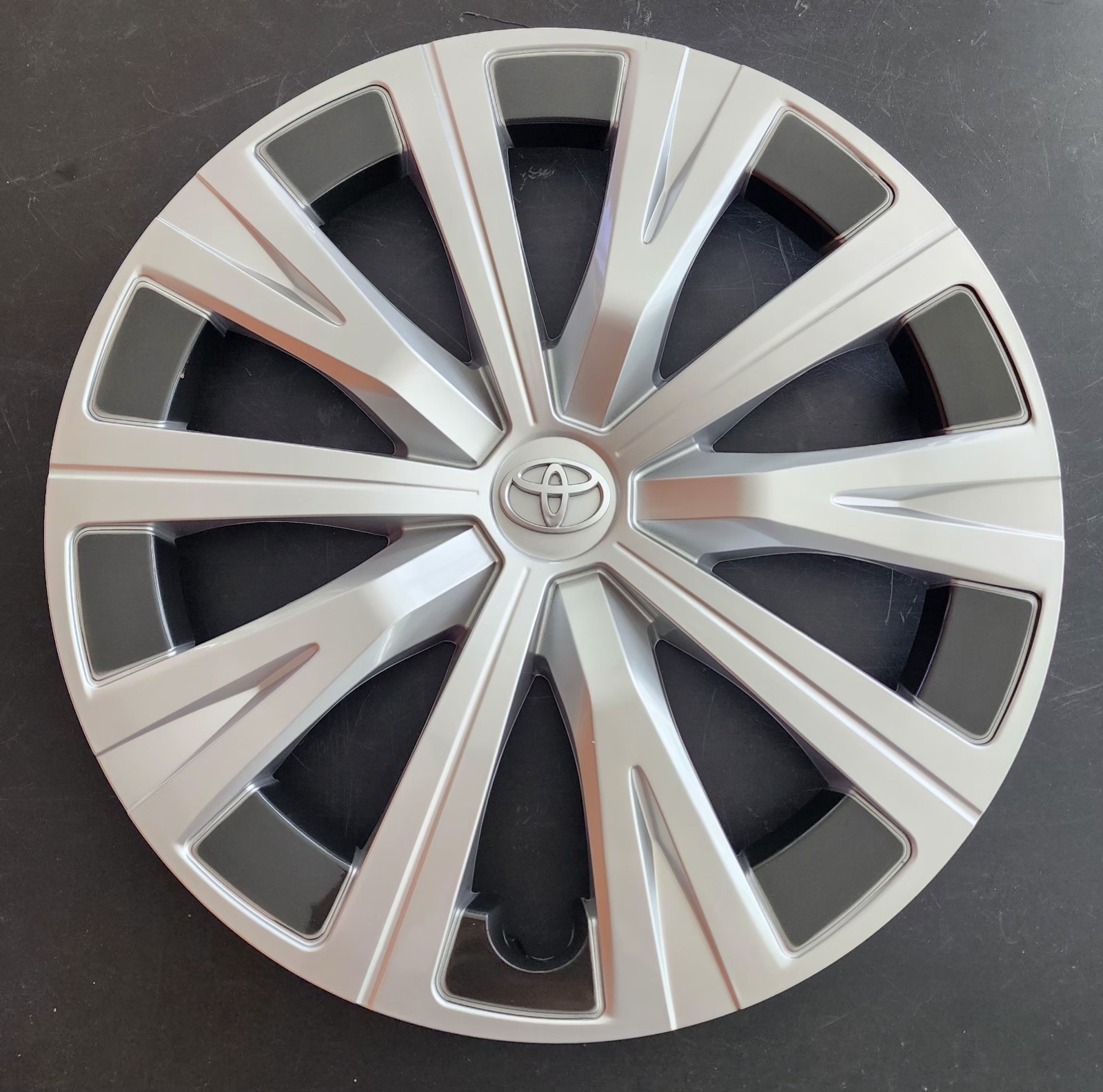 2018-2024 FITS CAMRY 16