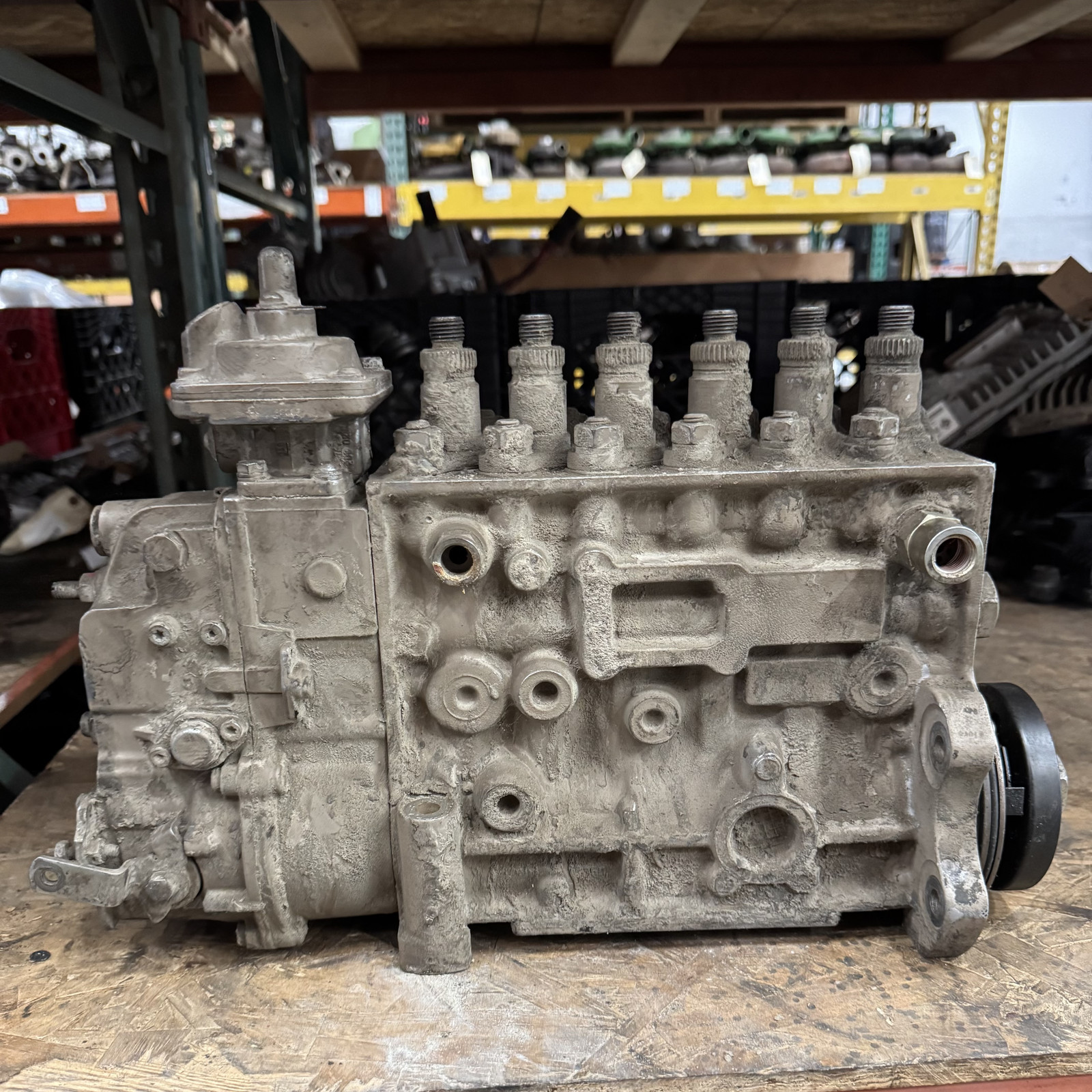 Used Core Injection Pump fits Navistar Engine 0-402-076-756 (1820269C91)