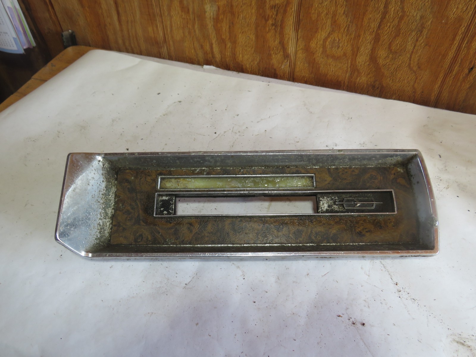 1967-69 OLDS CUTLASS 442 AUTOMATIC CONSOLE SHIFTER TOP PLATE OEM GM #394899