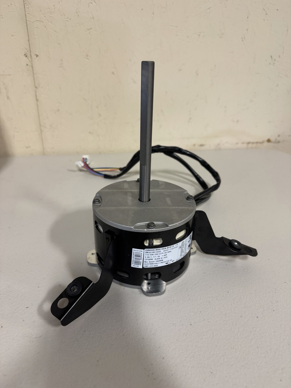 ZHONGSHAN BROAD-OCEAN MOTOR ZWK601B514009 1/4 HP 1075 RPM 115/208-208/277V ZHONGSHAN BROAD-OCEAN MOTOR ZWK601B514009 1/4 HP 1075 RPM 115/208-208/277V