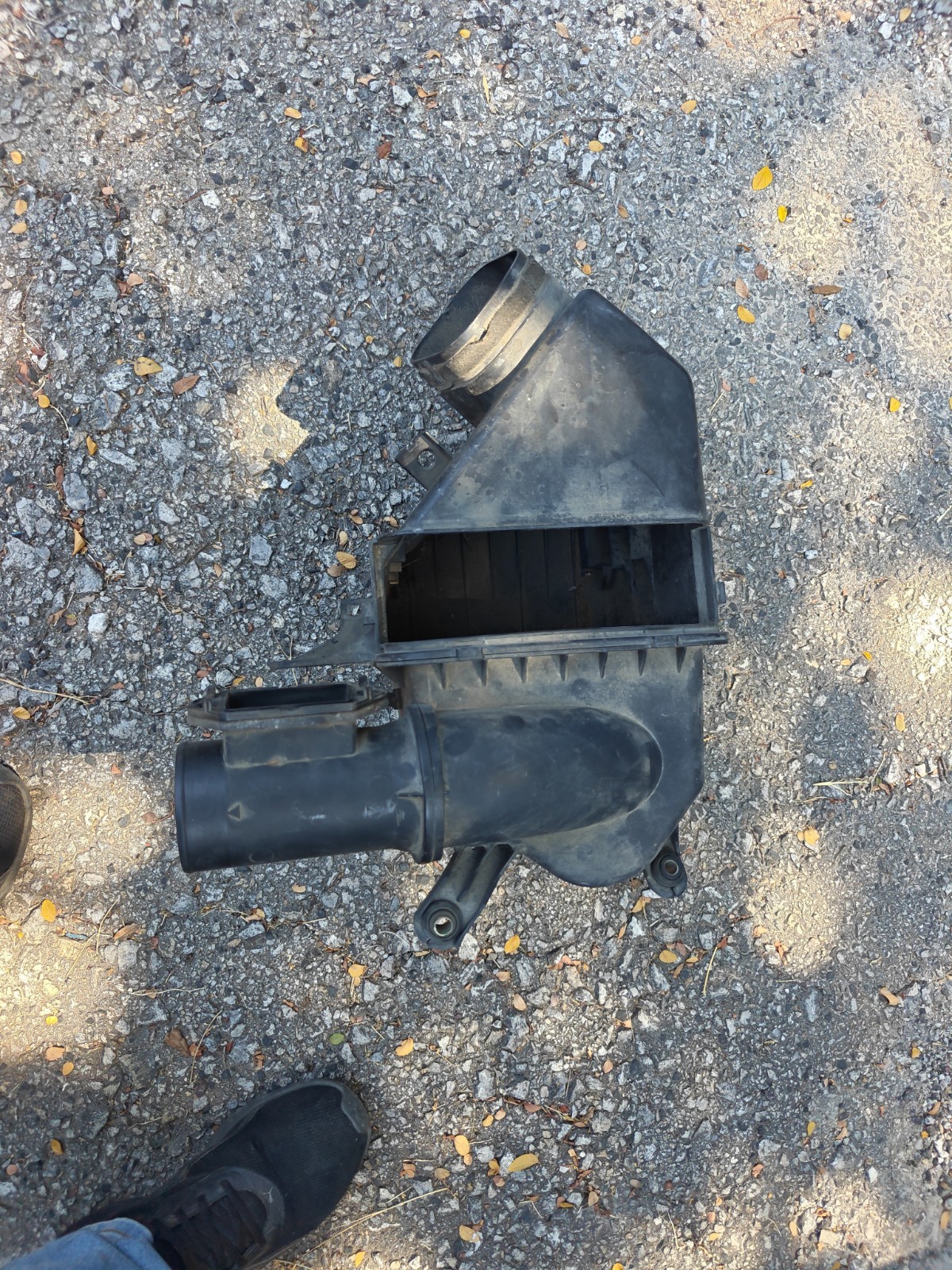 01-05 LEXUS GS300 AIR INTAKE FILTER CLEANER BOX HOUSING AIRBOX MAF OEM