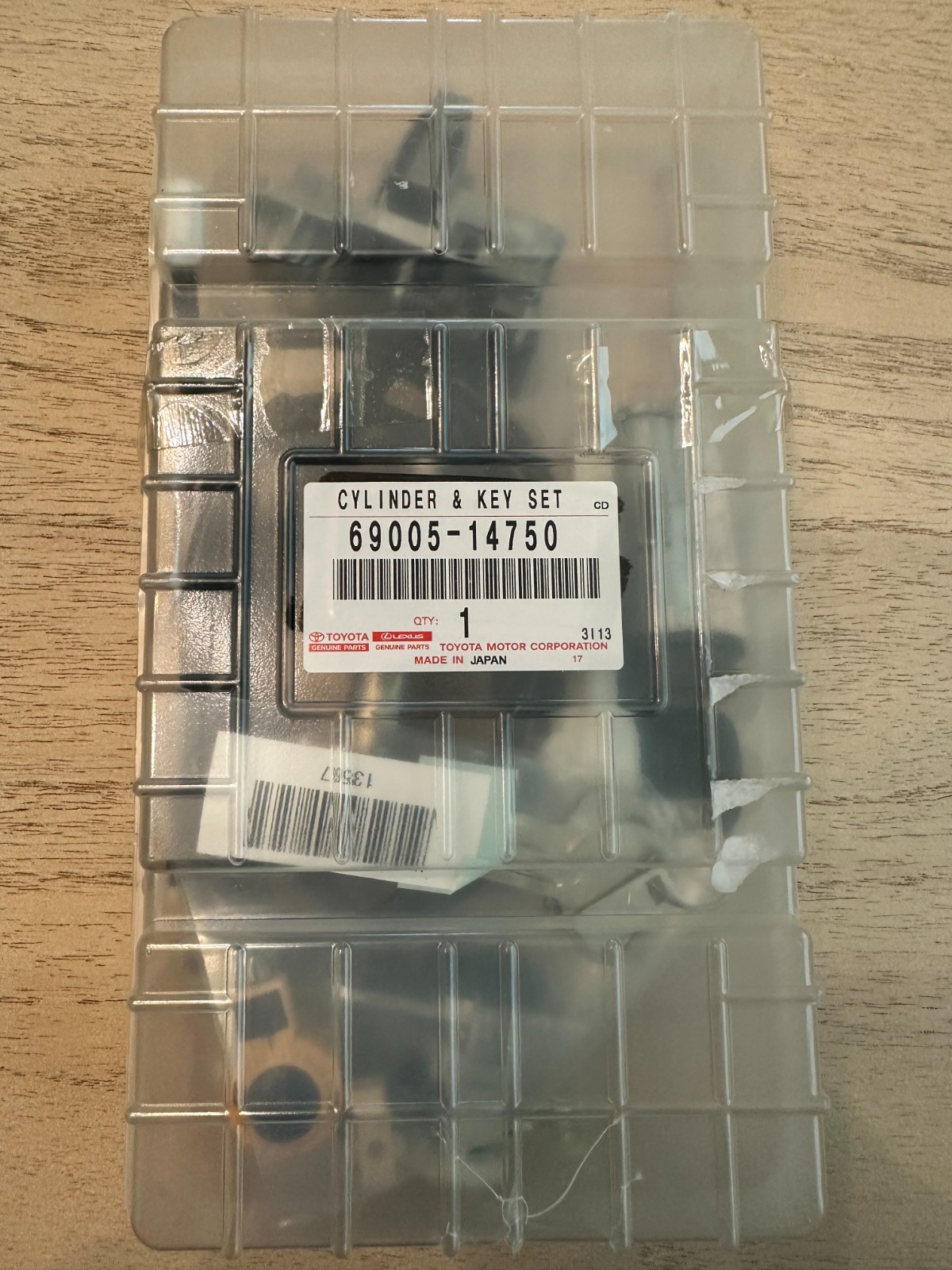 TOYOTA SUPRA JZA80 MK4 1993-1998 Lock CYLINDER & KEY SET 69005-14750 TOYOTA SUPRA JZA80 MK4 1993-1998 Lock CYLINDER & KEY SET 69005-14750