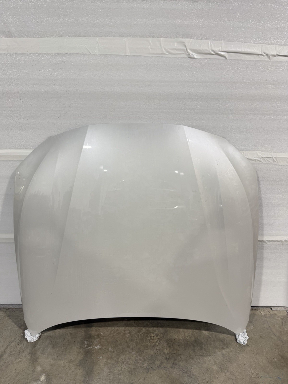 BMW M440i Ceramic Coated Mineral White Metallic Hood