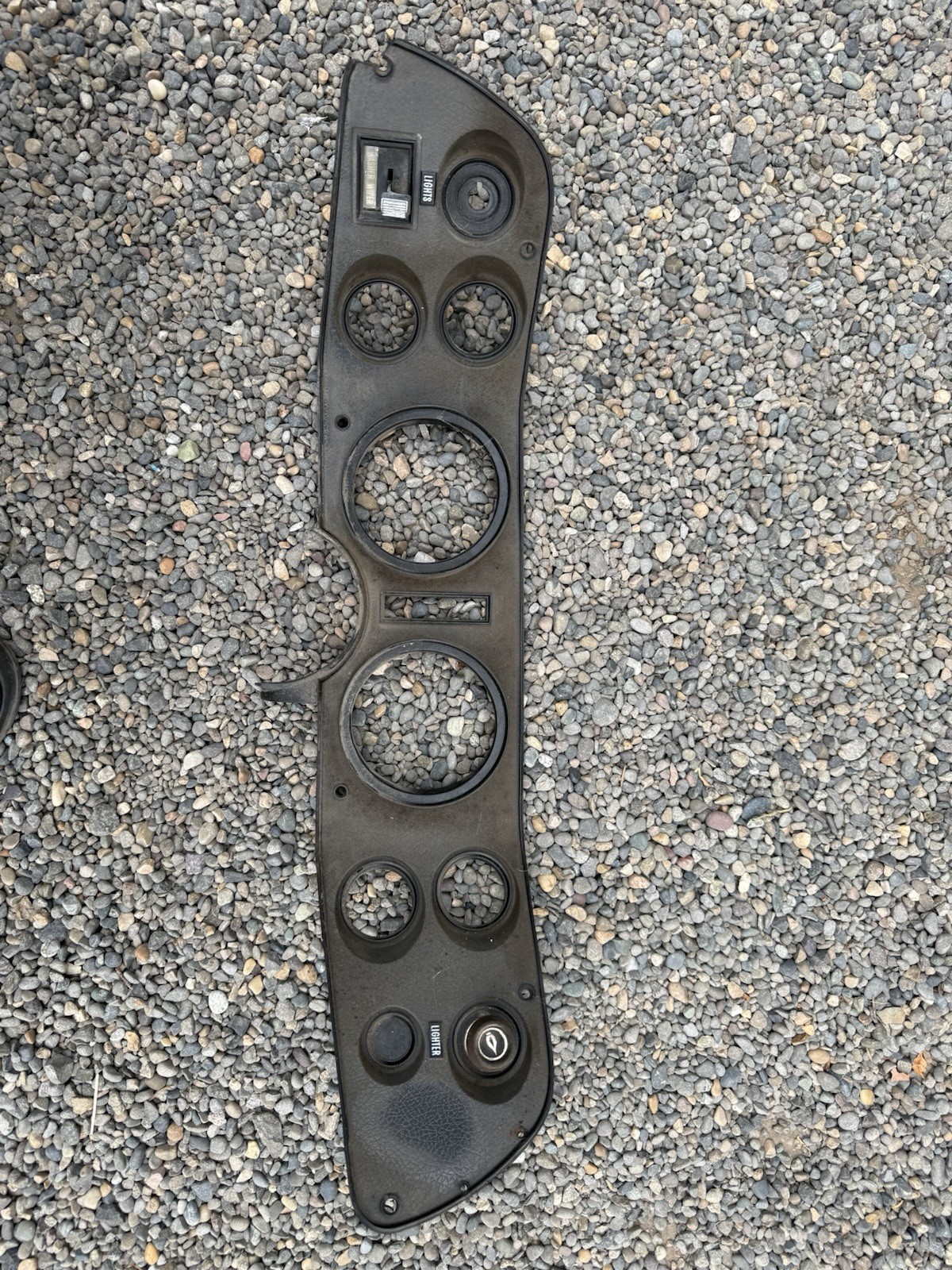 Used 1970 1971 1972 1973 1974 1975 1976 1977 1978 Z28 Camaro Dash Cluster Bezel Used 1970 1971 1972 1973 1974 1975 1976 1977 1978 Z28 Camaro Dash Cluster Bezel