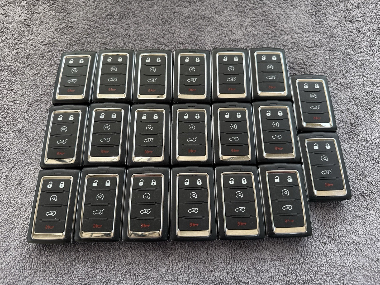 CLEAN LOT 20 OEM Jeep CHEROKEE  5 button Smart Keys Remotes 2BAHD-KFW1 KEY FOB
