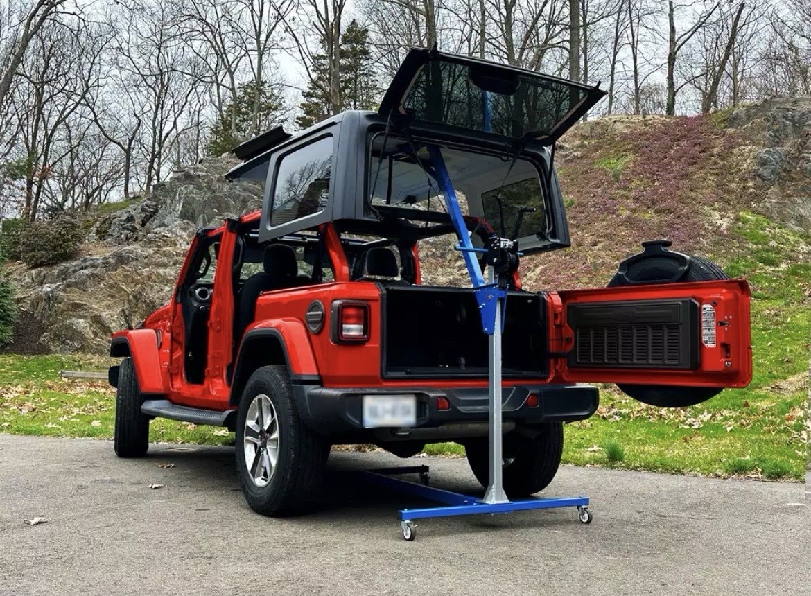 EZ 4x4 Hard Top Remover & Lift for Jeep Wranglers And Ford Bronco For One Person