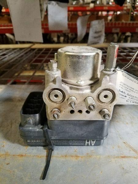 2007-2009 Toyota Yaris Sdn ABS Anti-Lock Brake Pump Module Assembly OEM