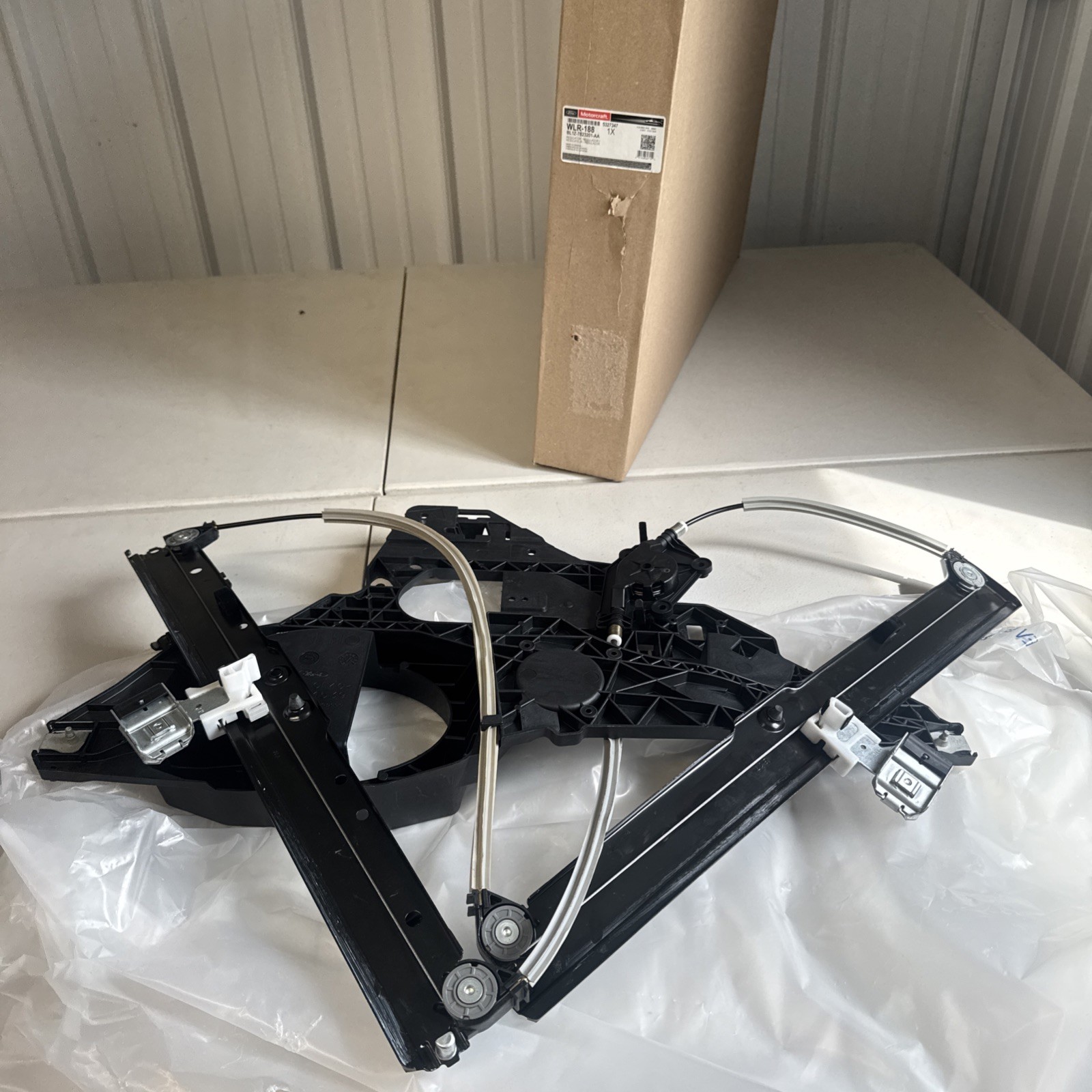New OEM 2011-2017 Ford Expedition Front Left Window Regulator BL1Z-7823201-AA