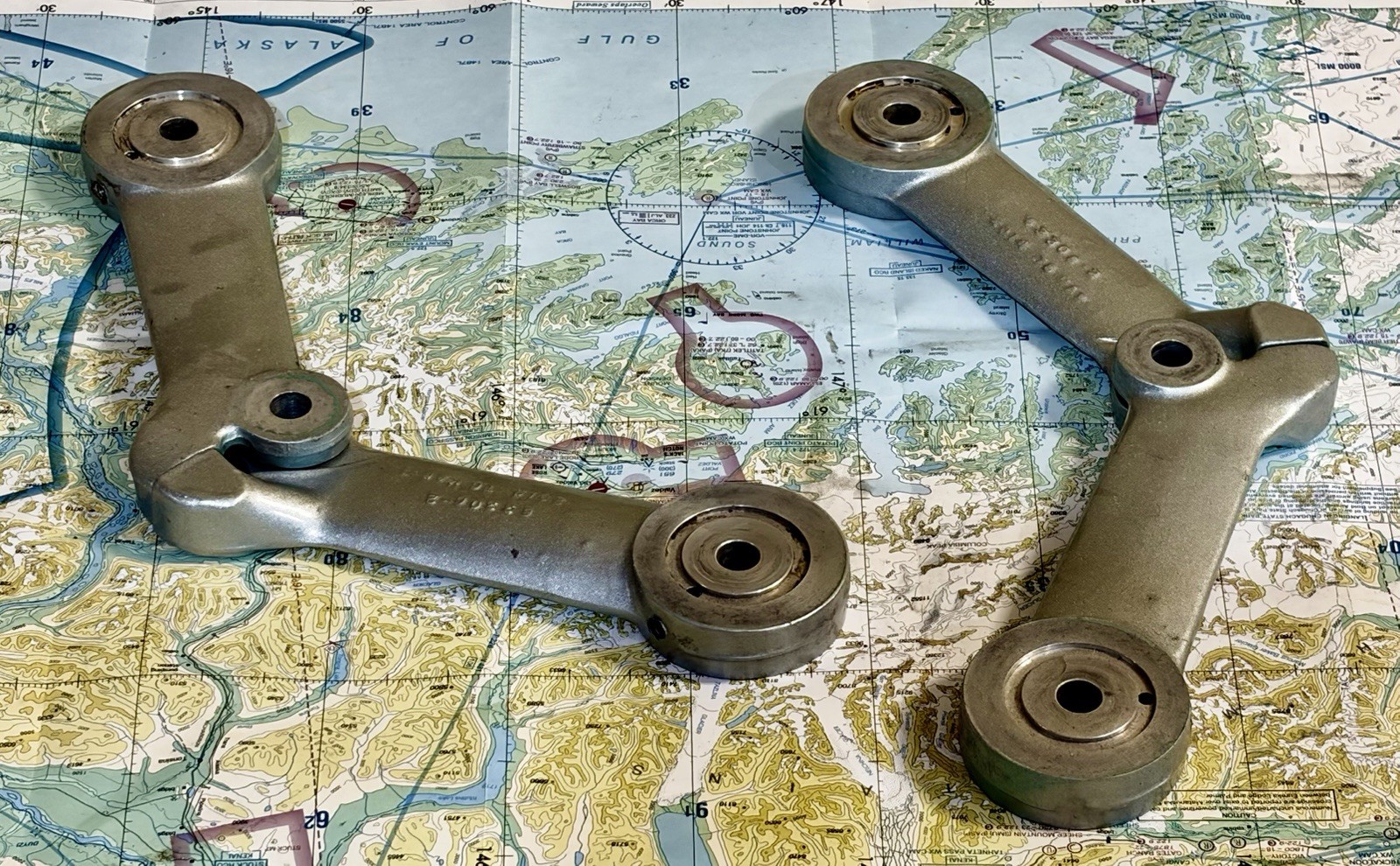 Piper PA28 - Main Gear Torque Link Upper or Lower. P/N 65691-00 Casting # 6300-2 Piper PA28 - Main Gear Torque Link Upper or Lower. P/N 65691-00 Casting # 6300-2