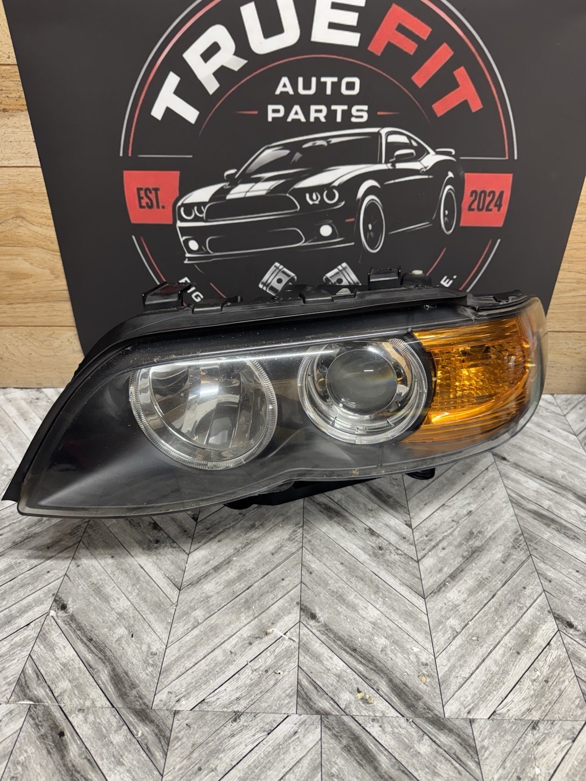 04-06 BMW X5 E53 DRIVER LEFT SIDE HEADLIGHT XENON ADAPTIVE OEM GENUINE