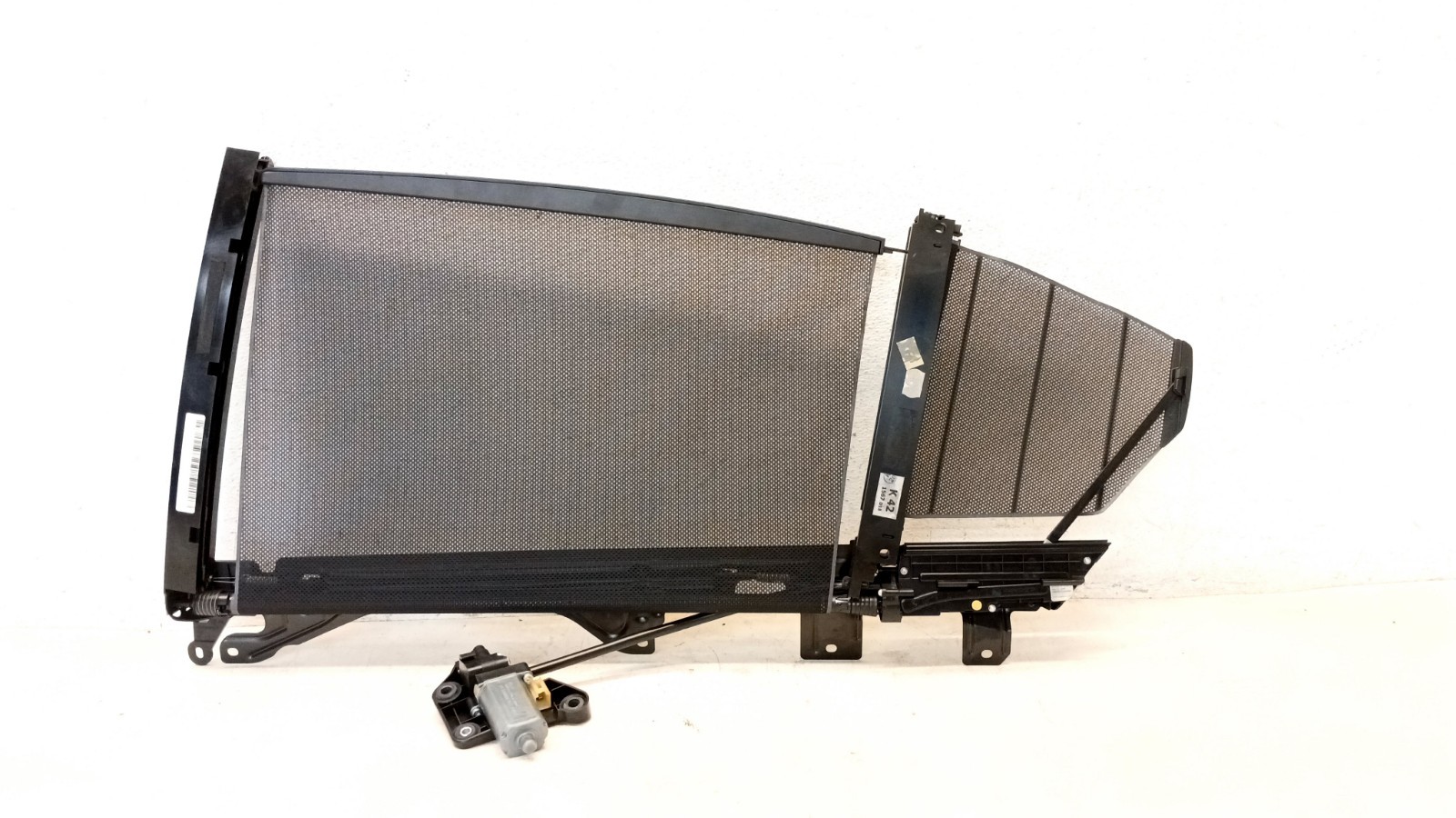 09-15 BMW F01 750i 740i WINDOW SUN SHADE REGULATOR MOTOR OEM REAR LEFT 071625