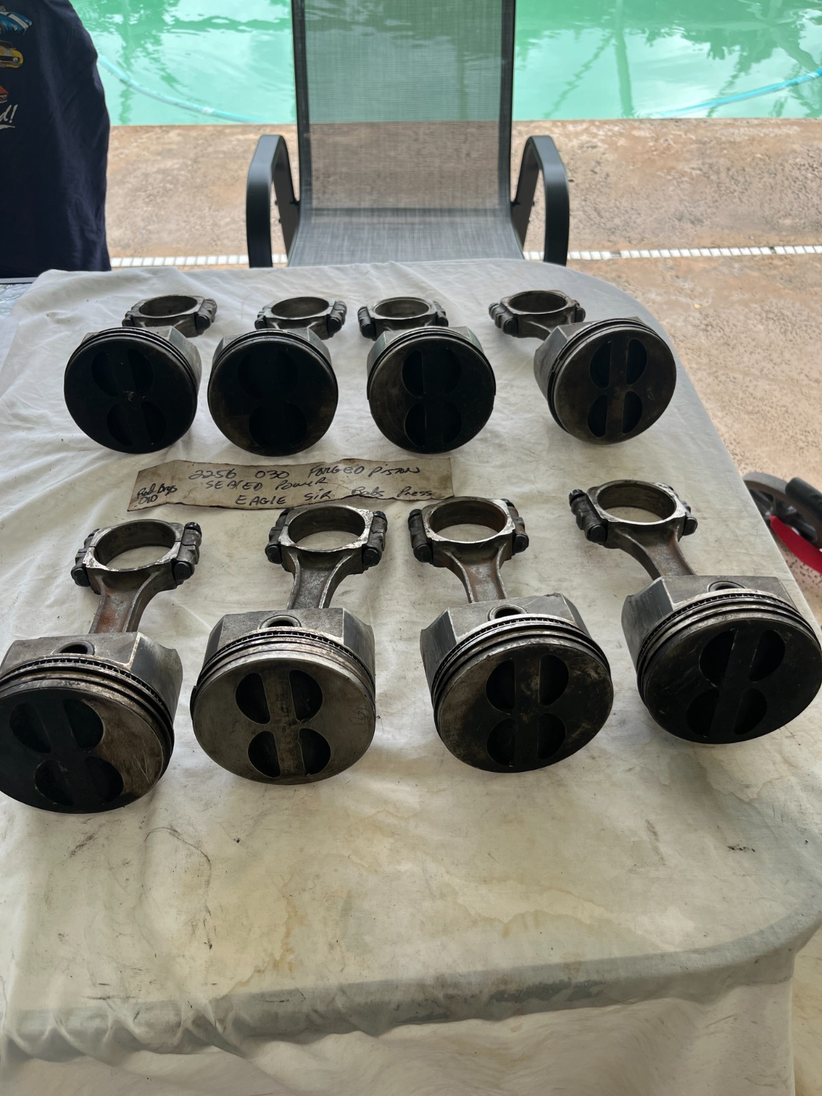 8 SBC Small Block Chevy 350  PISTONS Set Forged 2256F .030 Eagle Sir Rods w/ Bol