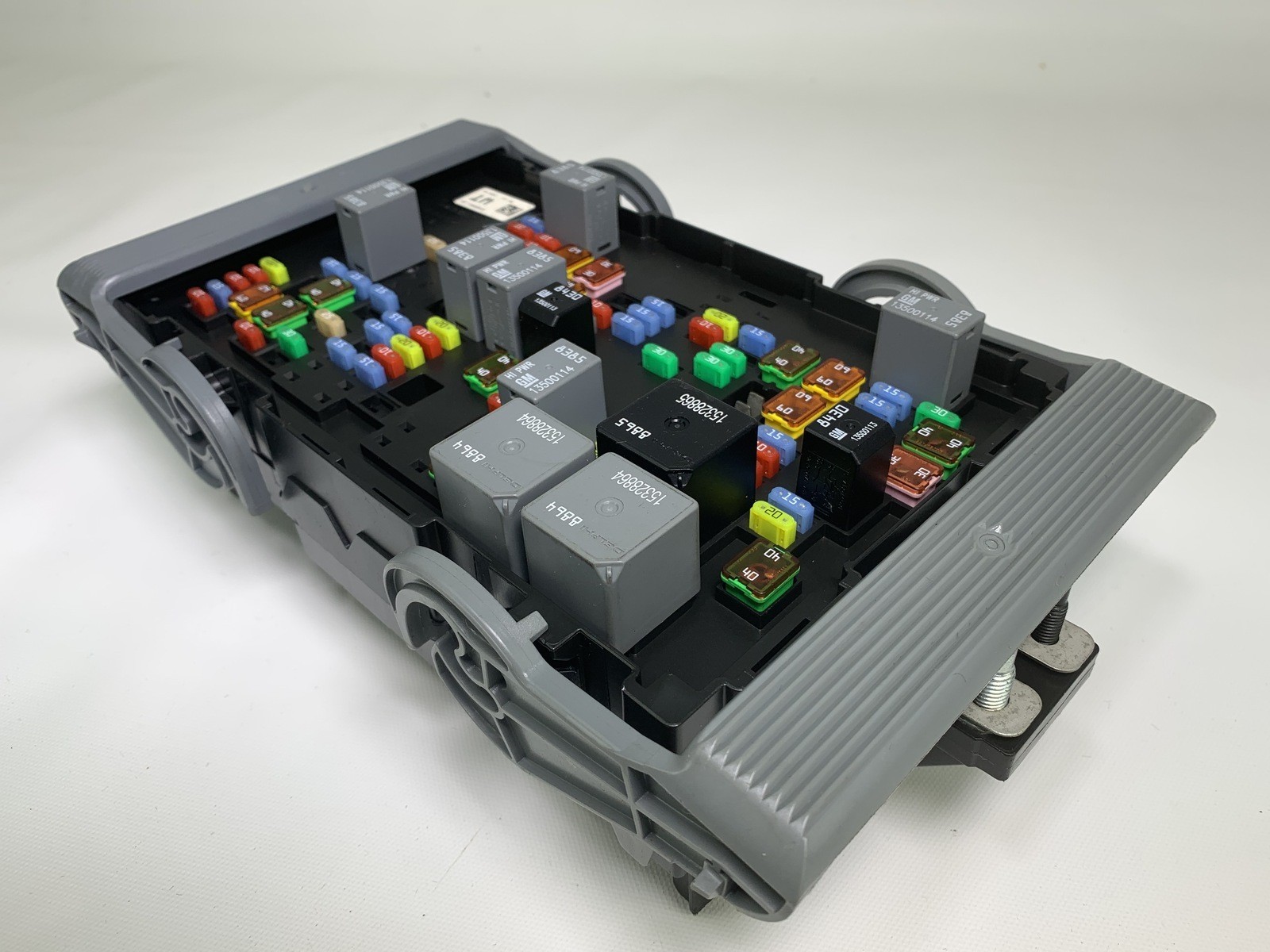 ✅07 - 09 Cadillac Chevrolet GMC Fuse Box Power Distribution Block 25905681 OEM