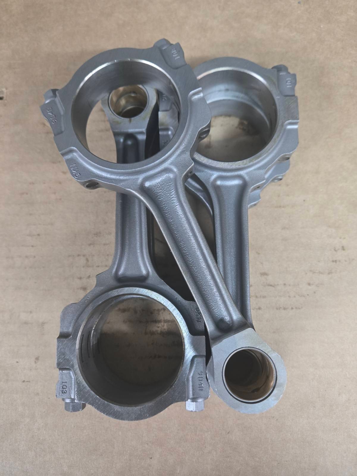 SHIPSAMEDAY OEM GM CHEVY ISUZU CONNECTING ROD 3.7 COLORADO CANYON H3 12613195