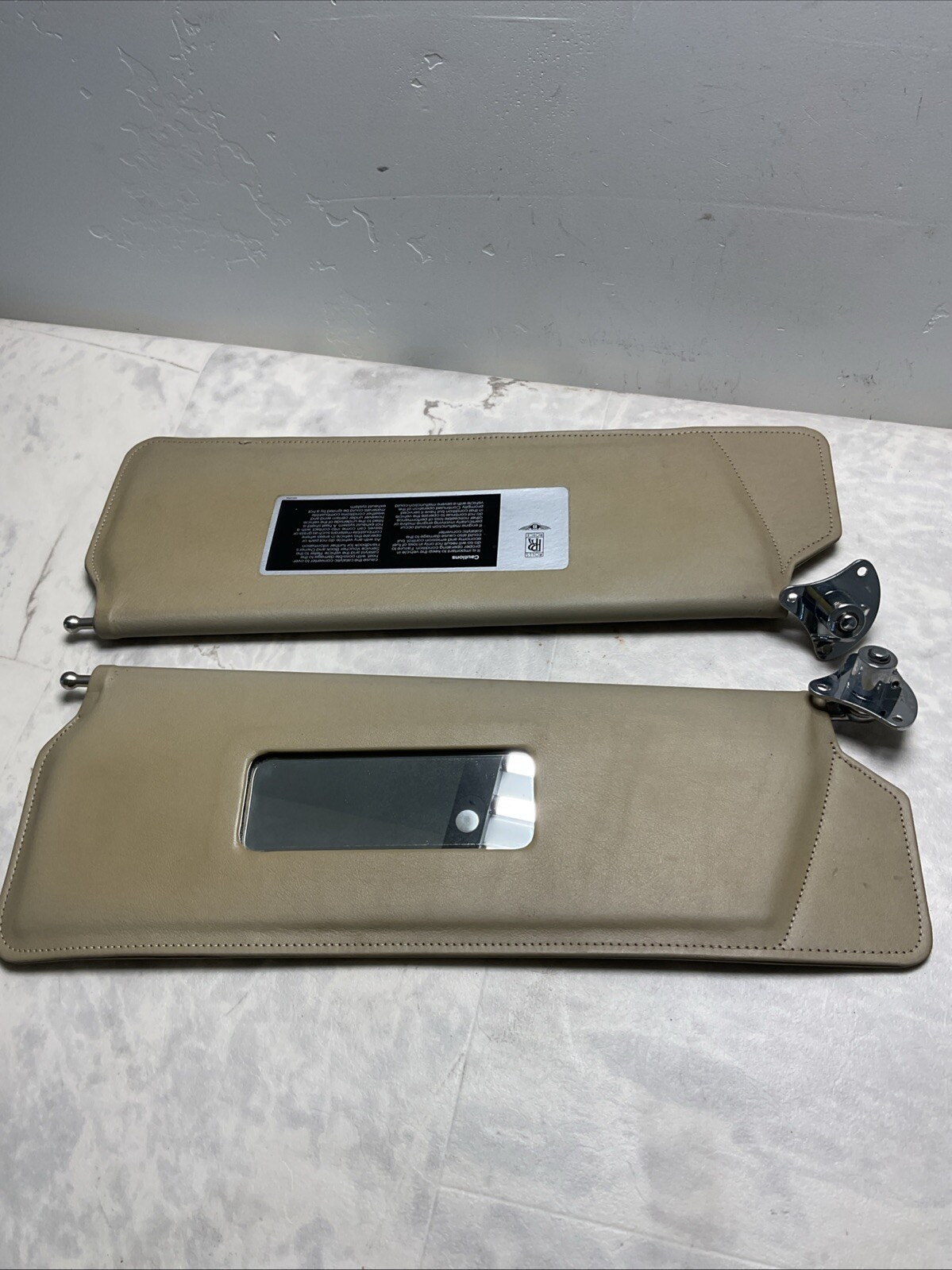 1982 - 1986 Rolls Royce Silver Spur Sunvisors Sun Visor