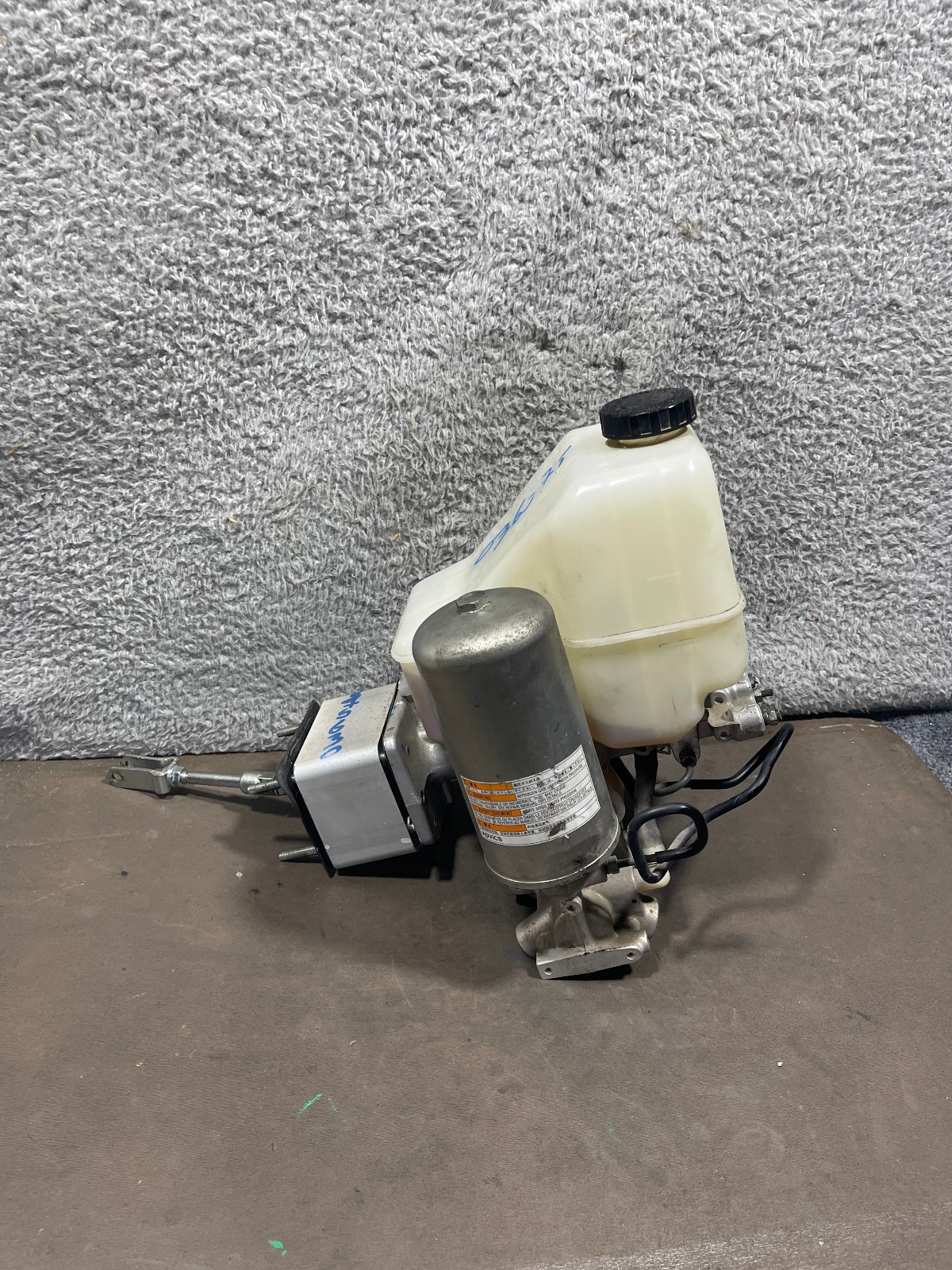 20-24 NISSAN FRONTIER 17-21  Titan ABS PUMP  Module Brake Booster Assembly OEM