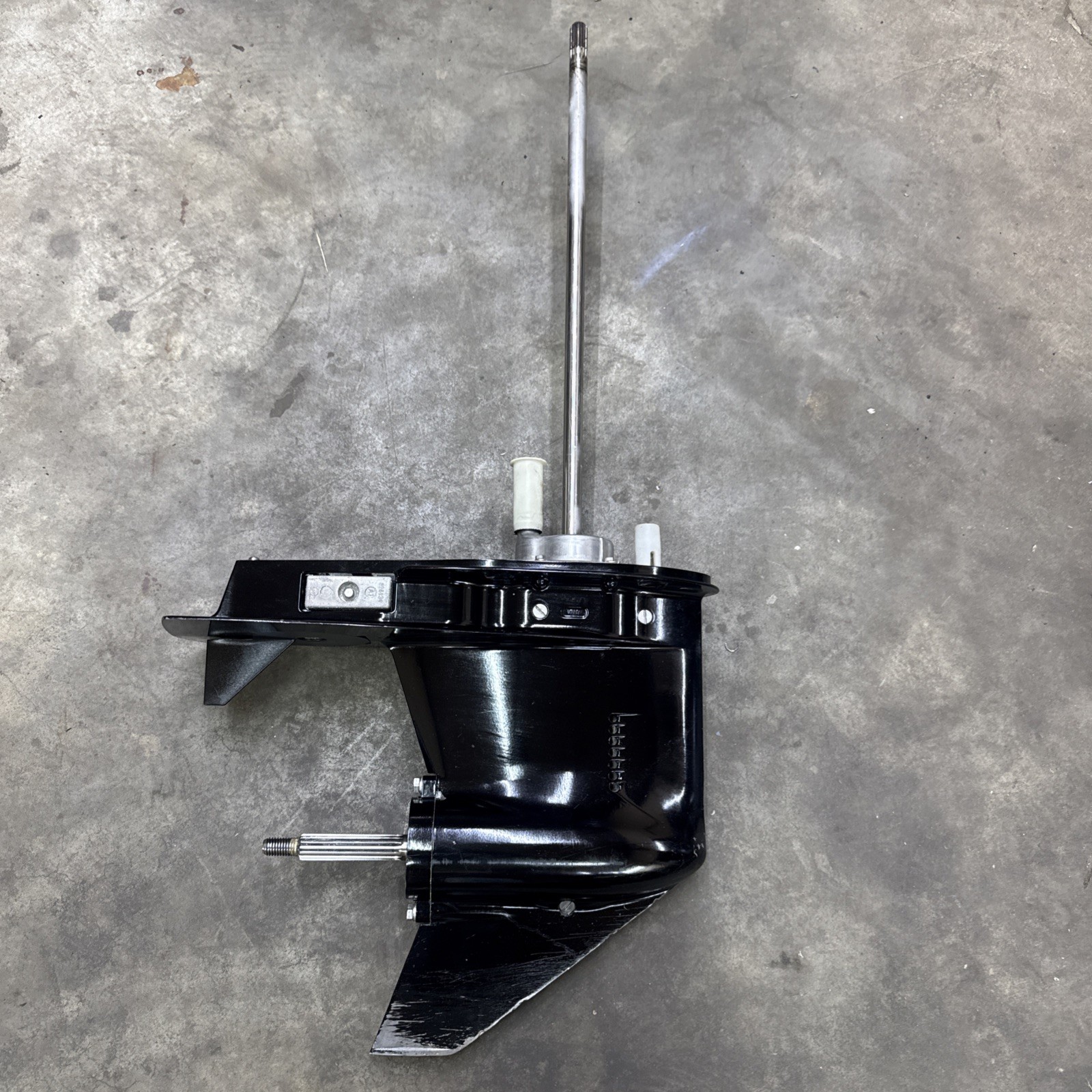 2019 Mercury 4 Stroke 1.83 50 60 HP Lower Unit Gearcase 20\