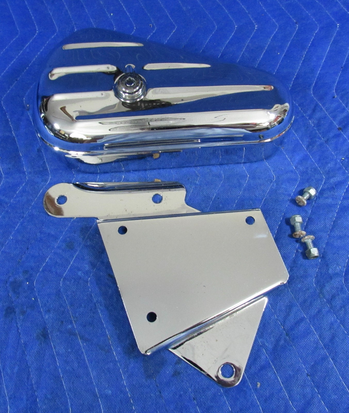 OEM 64207-89B HARLEY EVO EVOLUTION SOFTAIL LEFT SIDE CHROME TOOL BOX
