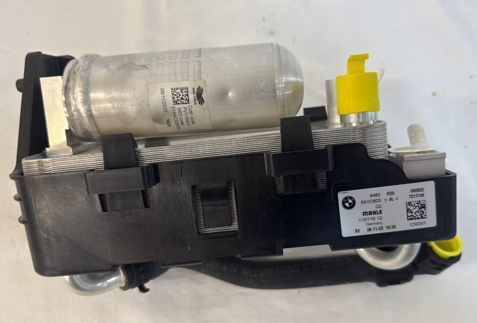 2023-2025 BMW 740i 530i 540i G70 G60 A/C Condenser OEM 64535A1C603