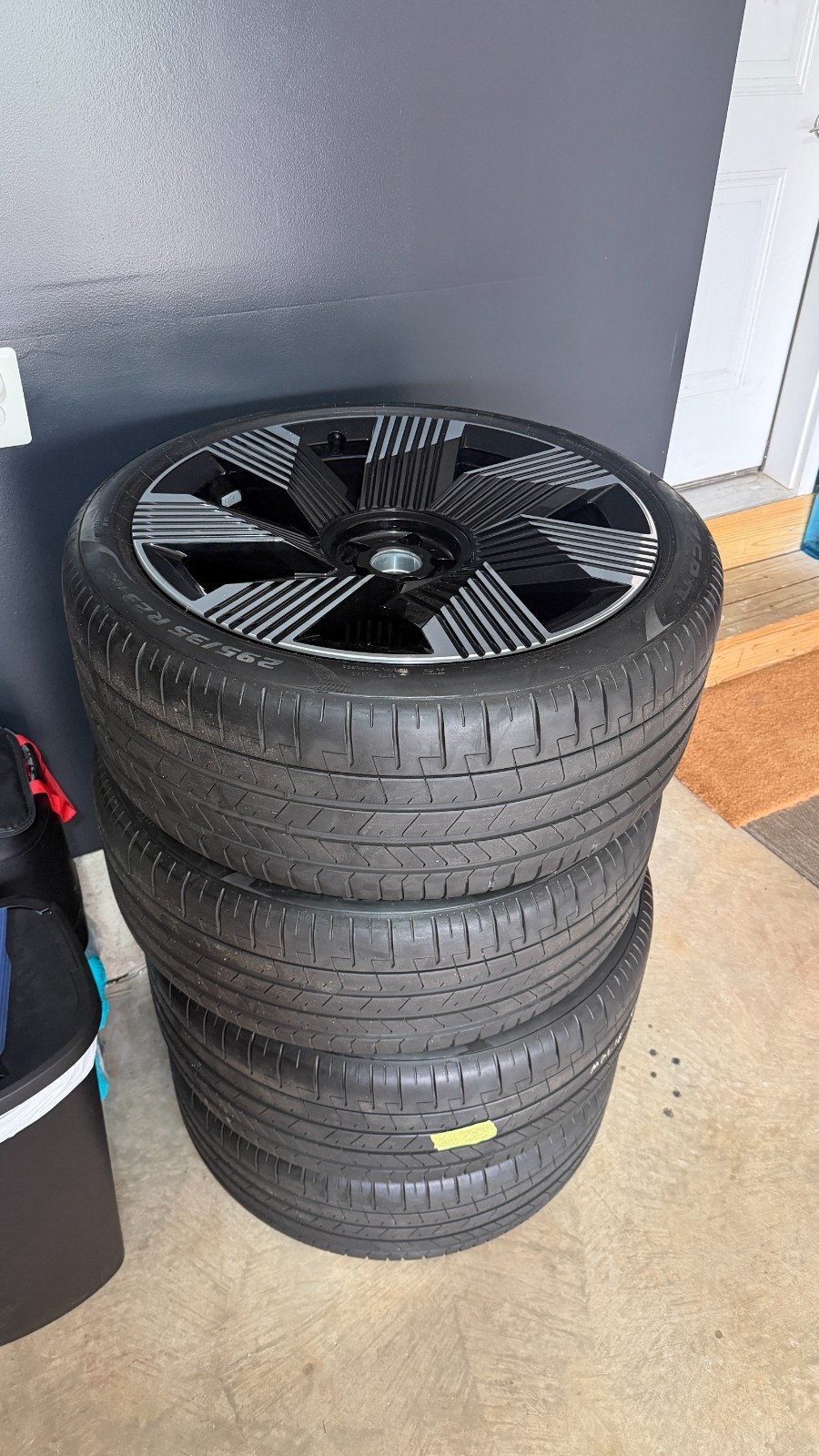 23IN ROLLS ROYCE SPECTRE FACTORY OEM WHEELS