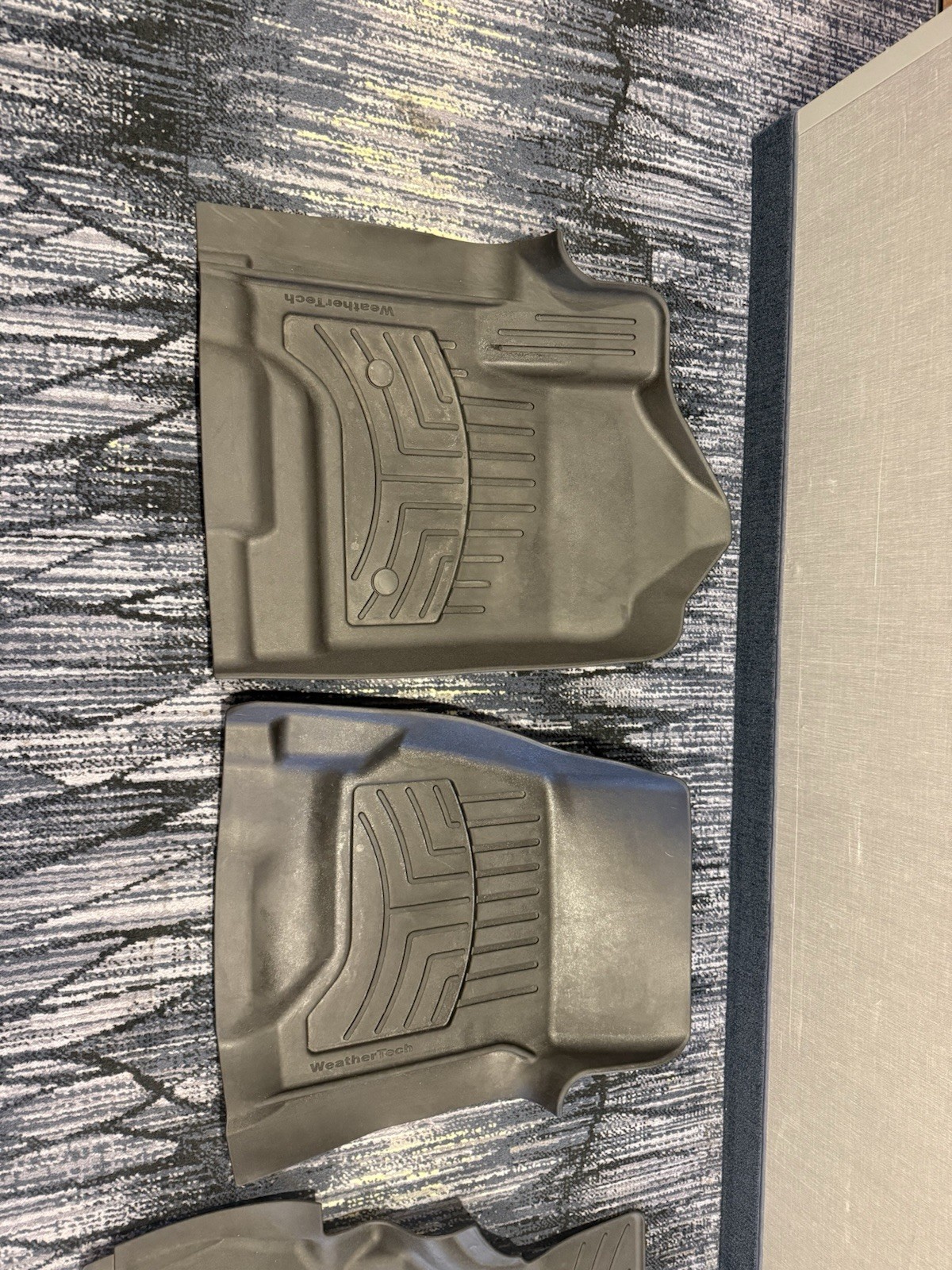 WeatherTech FloorLiner 2015-2020 Cadillac Escalade - Complete 4 Piece Set Black WeatherTech FloorLiner 2015-2020 Cadillac Escalade - Complete 4 Piece Set Black