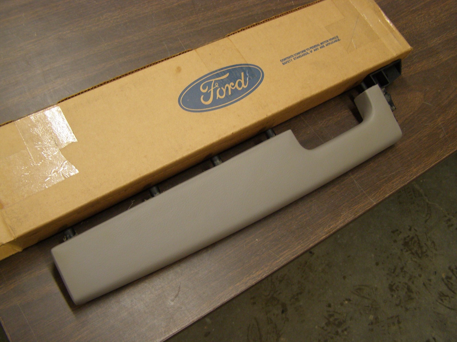 NOS OEM Ford 1989 92 Thunderbird Cougar Interior Arm Rest 1990 1991 1992 SC XR7