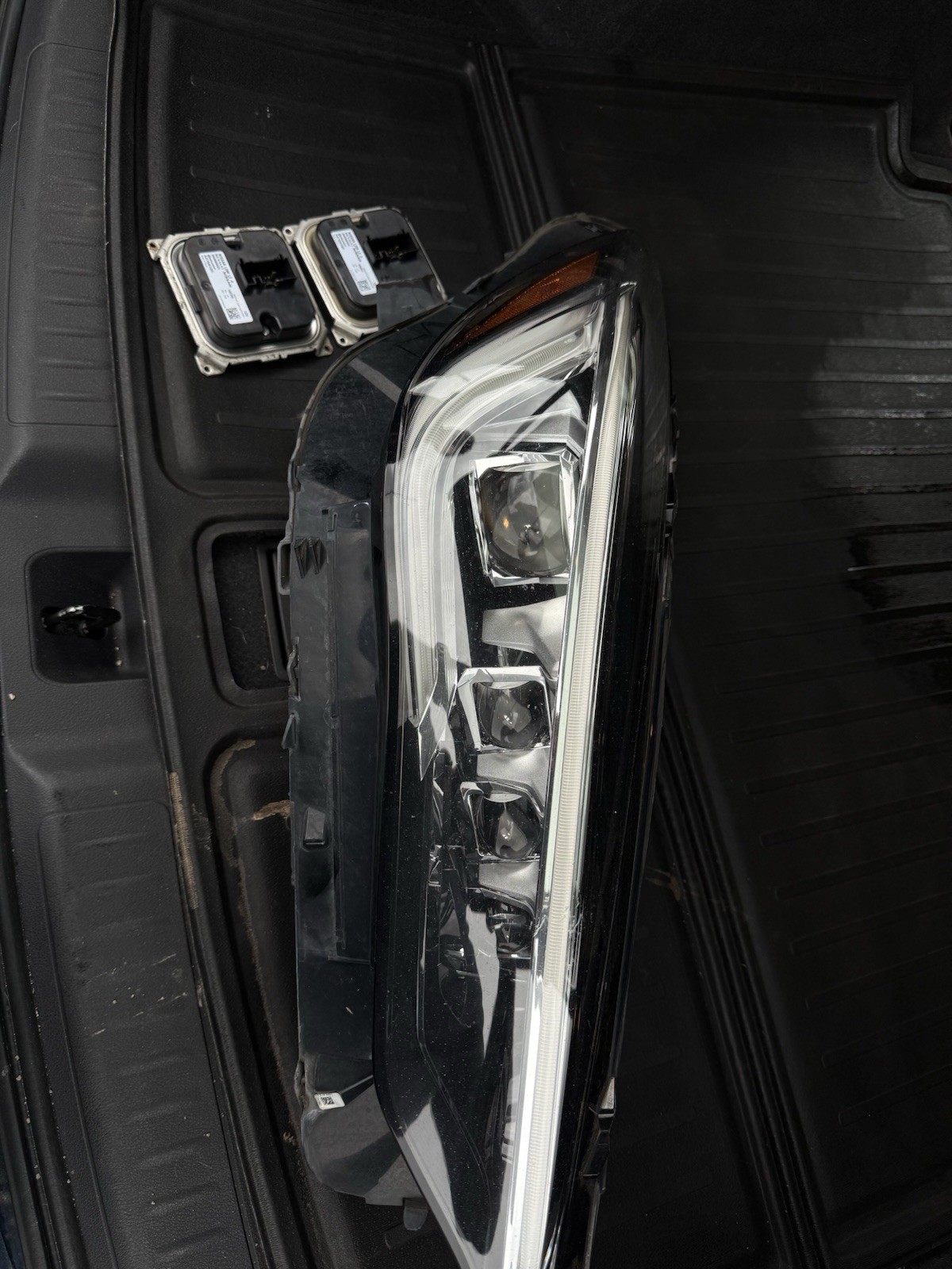 2019-2024 INFINITI QX50 ADAPATIV LED PASSENGER RIGHT SIDE HEADLIGHT OEM USED OEM