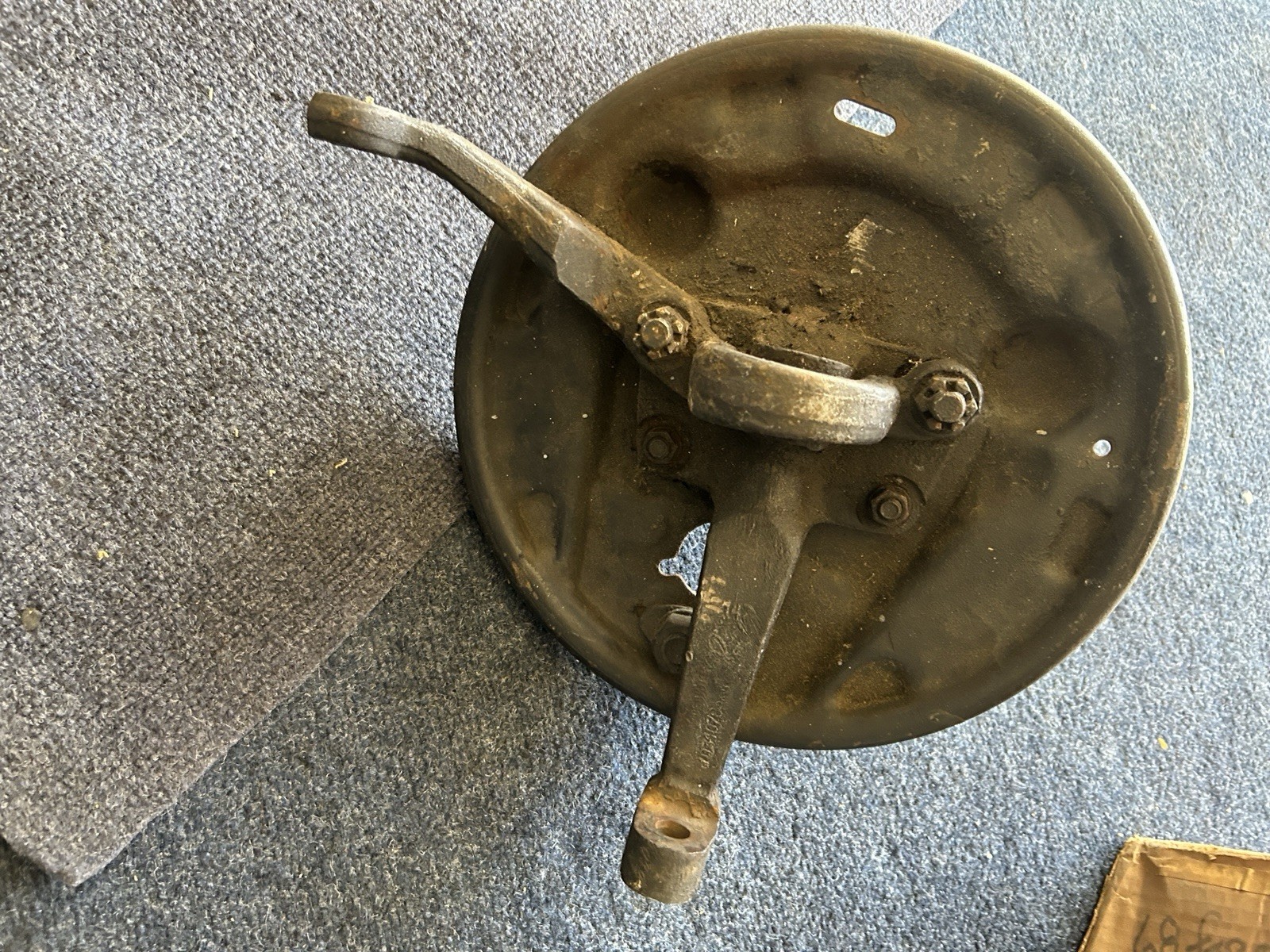1955-56 Ford Tbird/Fairlane/Passenger Car Spindle ASSY LH/RH Good Used AD-3105-C 1955-56 Ford Tbird/Fairlane/Passenger Car Spindle ASSY LH/RH Good Used AD-3105-C