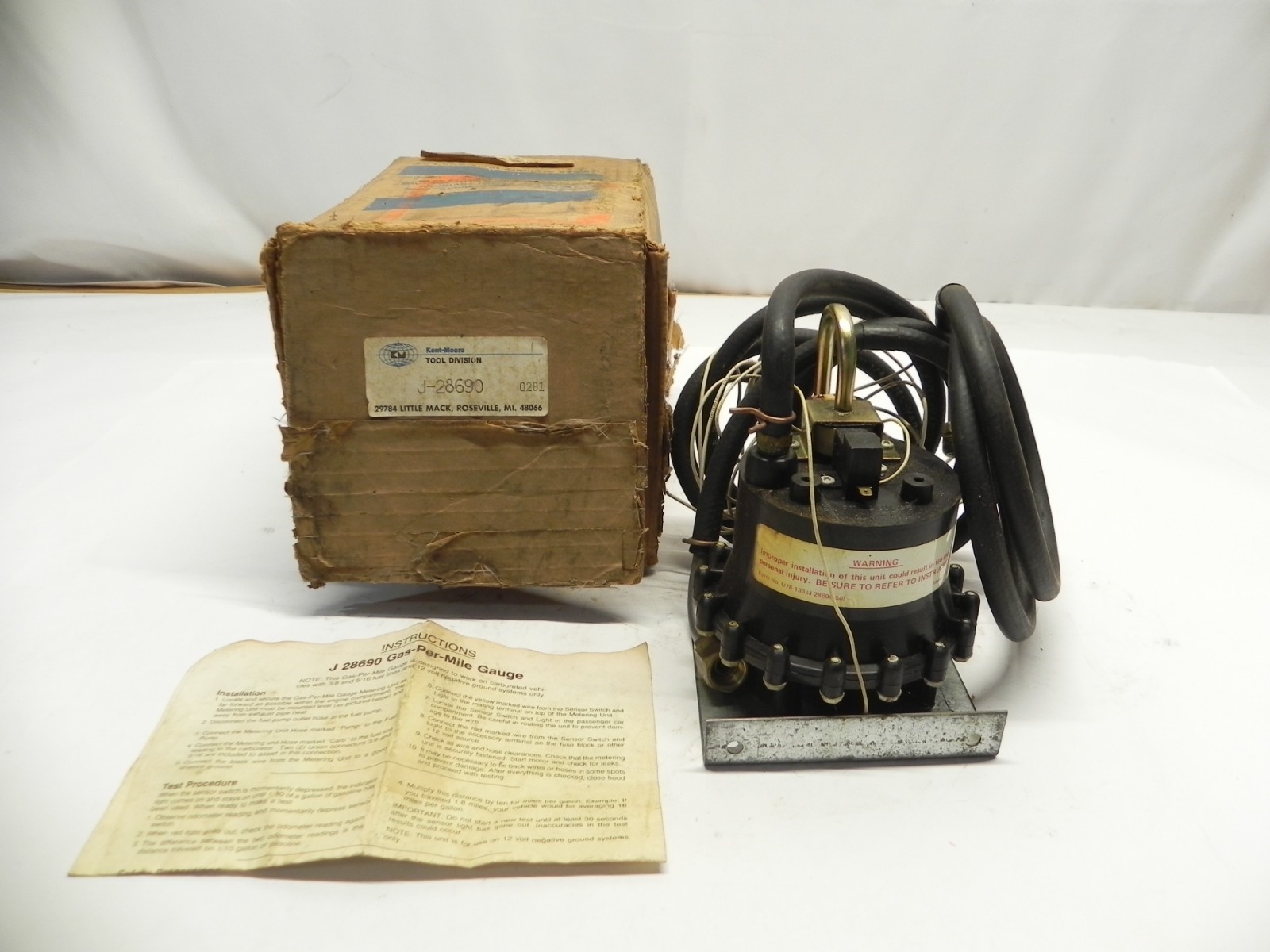 VINTAGE KENT-MOORE GAS-PER-MILE GAUGE FOR CARBURETED VEHICLES #J-28690 PRE-OWNED VINTAGE KENT-MOORE GAS-PER-MILE GAUGE FOR CARBURETED VEHICLES #J-28690 PRE-OWNED