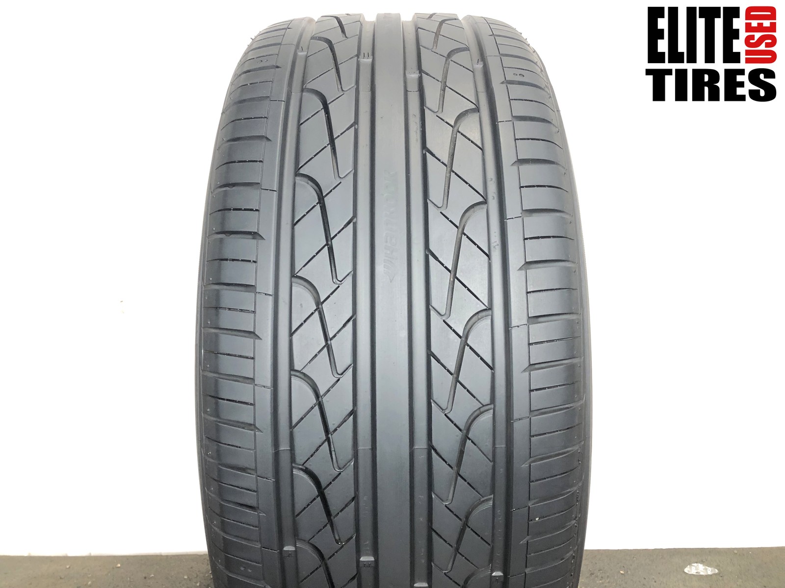 [1] Hankook Ventus V2 Concept2 P255/40R19 255 40 19 Tire - Driven Once
