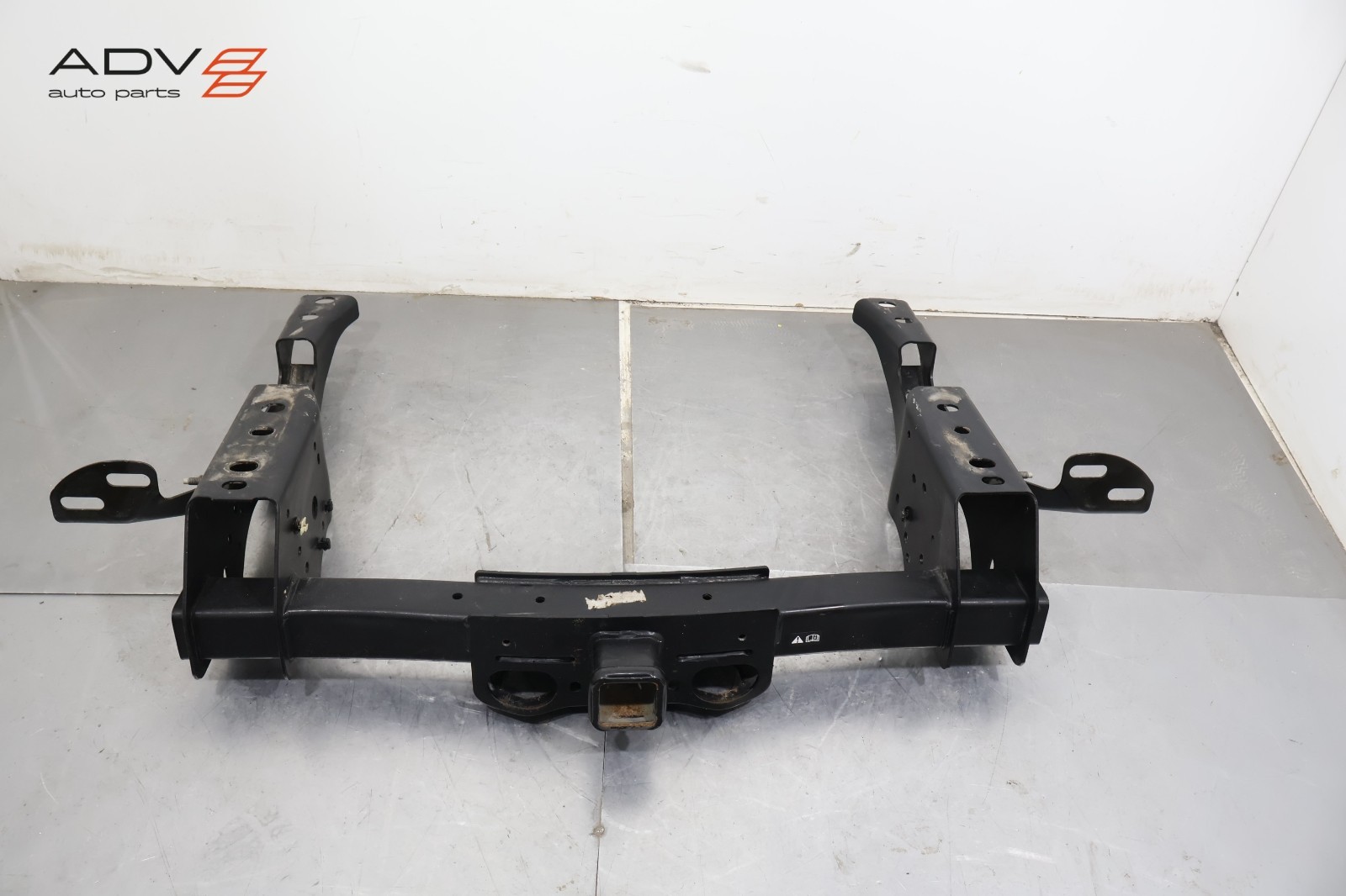 2023 - 2025 FORD F-350 F-250 REAR BUMPER TOW TOWING TRAILER HITCH BAR OEM