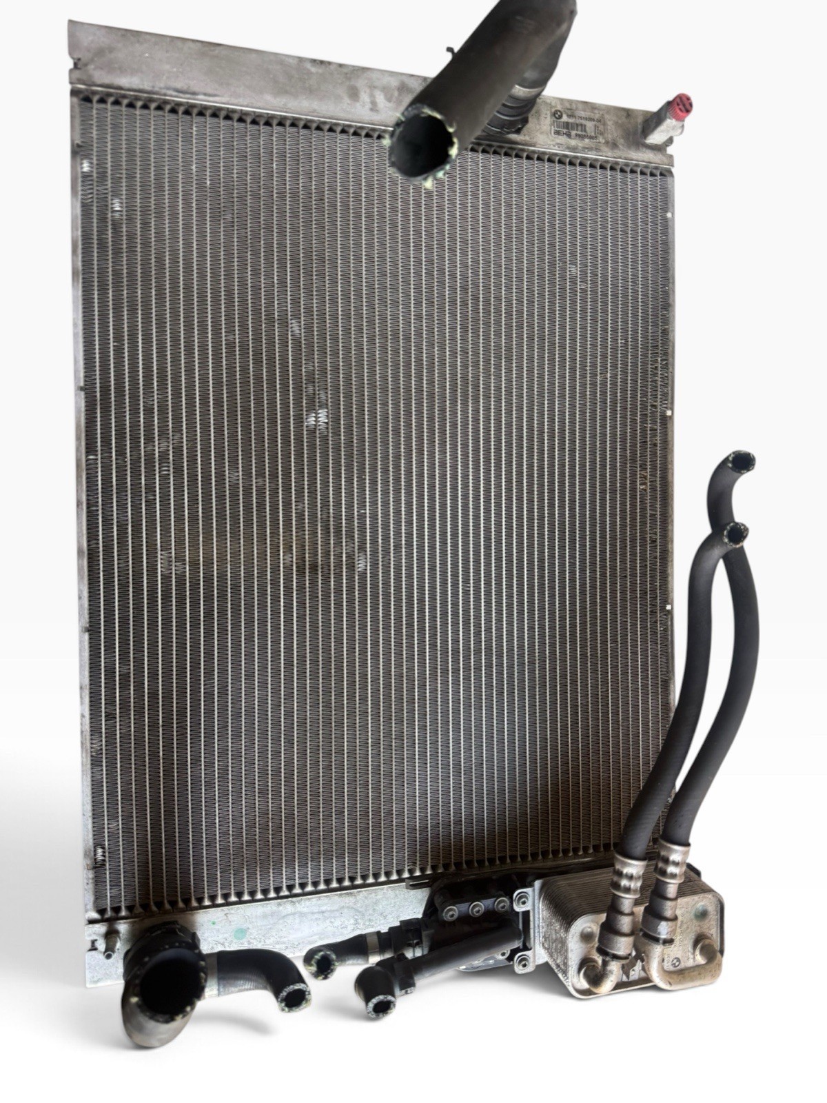 OEM 06-08 BMW E65 E66 750i Engine Radiator & Transmission Cooler Assembly