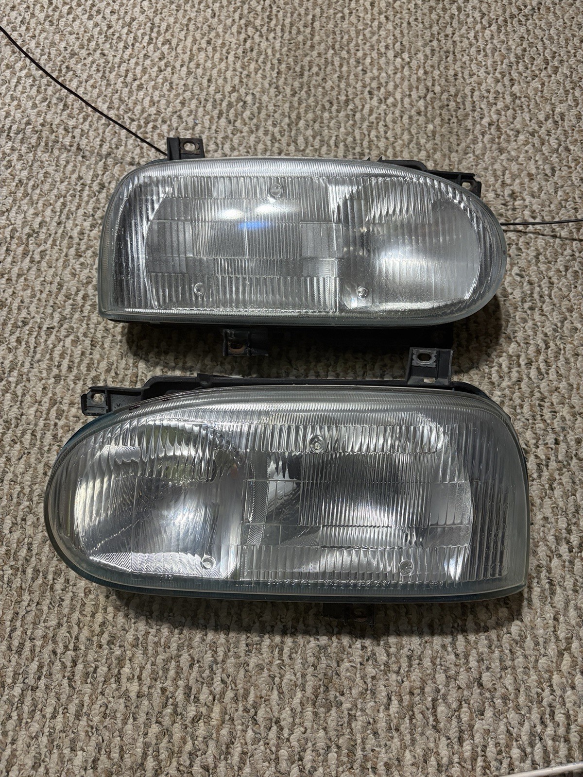 OEM Hella Headlamp PAIR for VW Carbio Golf GTI 1994-1999