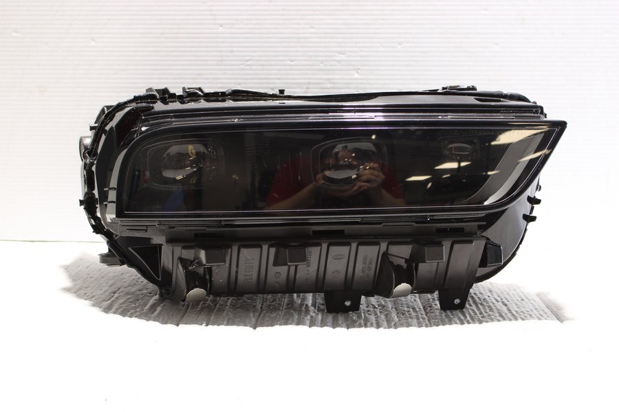 2023-2026 BMW X7 LED Right Side Headlight Assembly OEM 63115A408A6