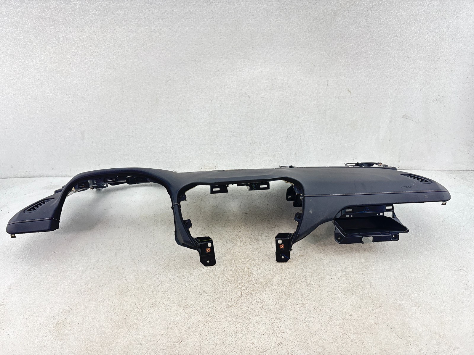 18-24 GMC Terrain DENALI Dashboard Trim/Dash Panel Assembly Black  OEM