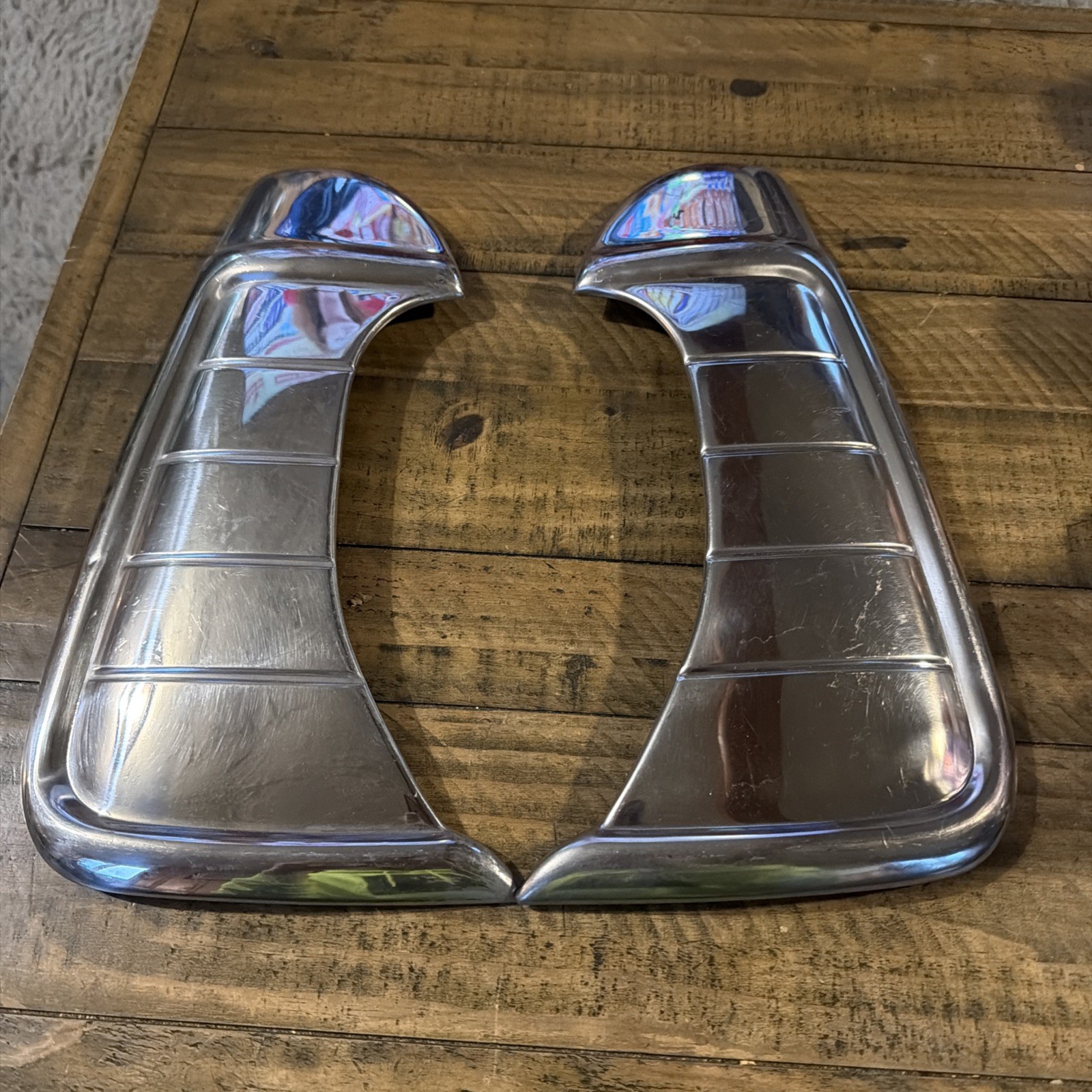 NOS MOPAR 1949 PLYMOUTH P17 P18 1950 P19 P20 REAR FENDER STONE GUARD TRIM Set NOS MOPAR 1949 PLYMOUTH P17 P18 1950 P19 P20 REAR FENDER STONE GUARD TRIM Set