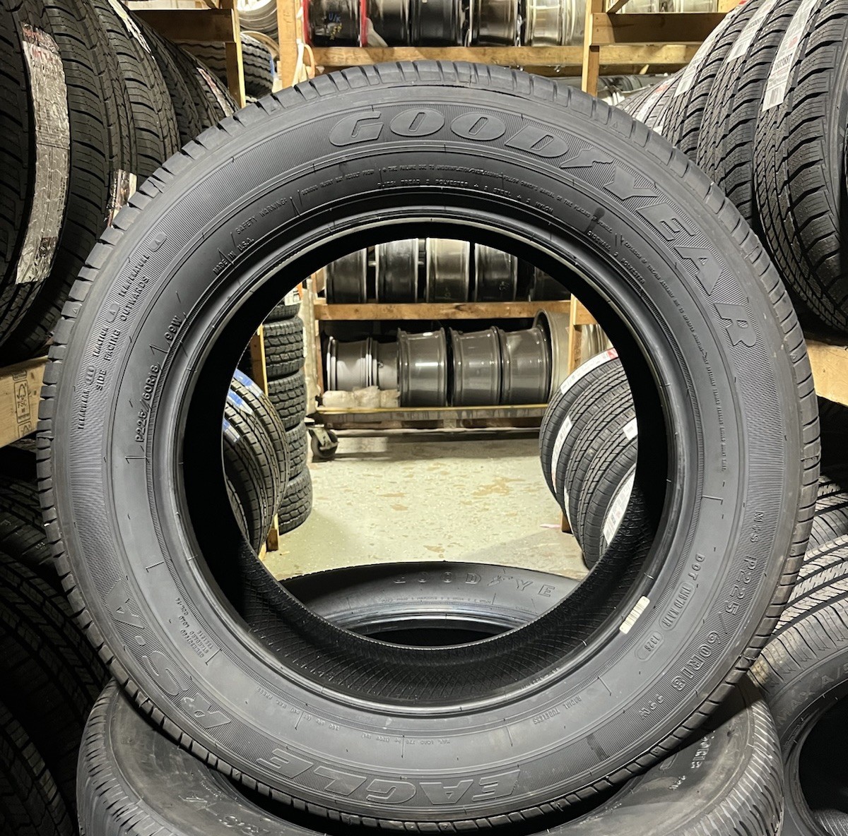 (1) Goodyear Eagle RS-A Police Pursuit All Season Performance Tire 225/60R18 99W
