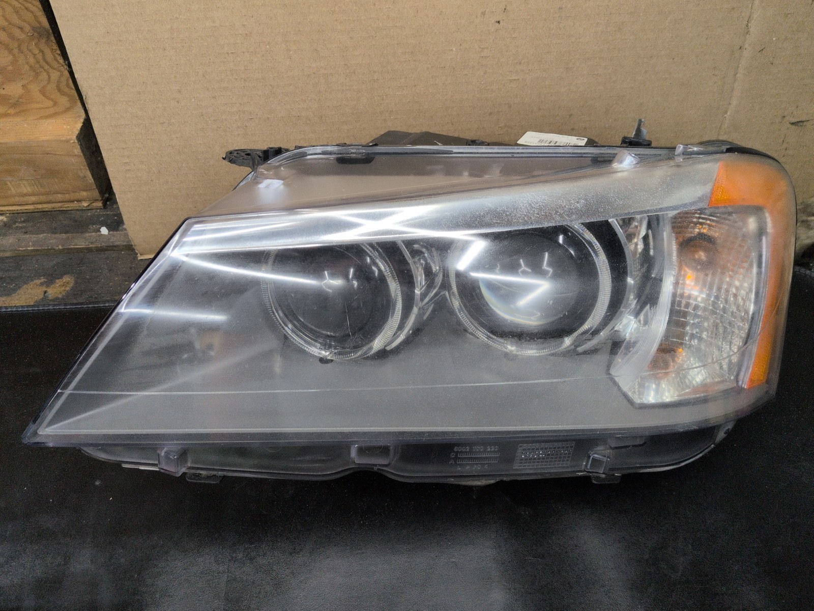 2011-2014 BMW X3 Headlight Xenon HID Left Driver side Adaptive 7219621 OEM 2011-2014 BMW X3 Headlight Xenon HID Left Driver side Adaptive 7219621 OEM