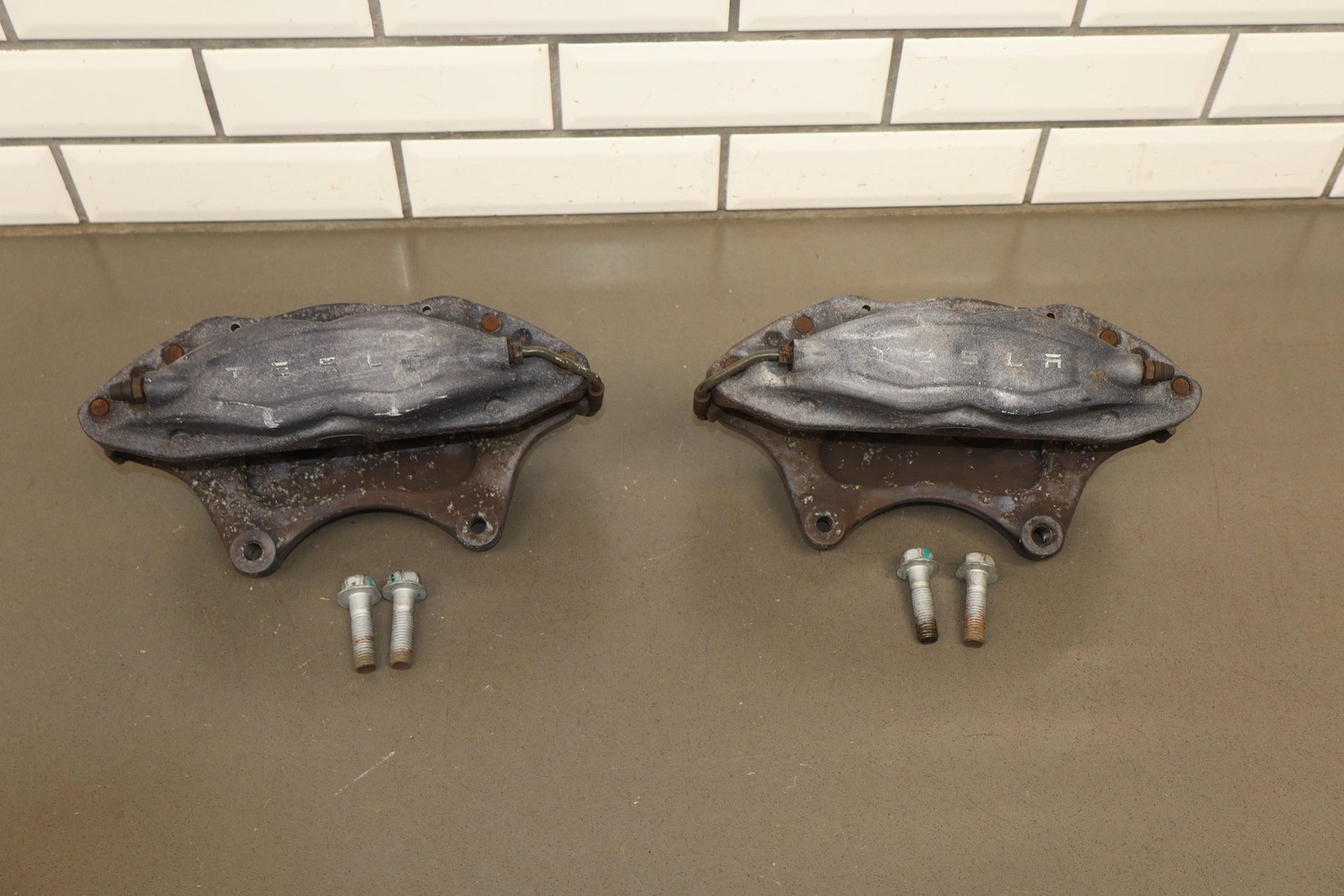 2012-2020 Tesla Model S Front Brake Caliper Pair LH RH OEM