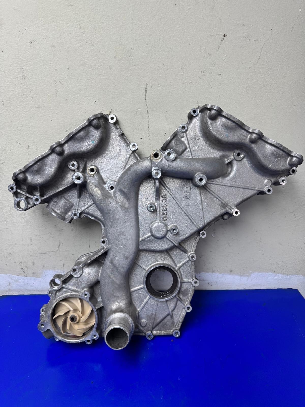 2014 2016 FERRARI FF FRONT CRANKCASE COVER TIMING COVER 301820 OEM
