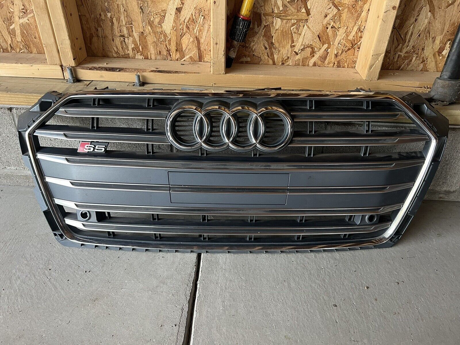 2018-2019 Audi S5 Radiator Center Grille Grill Factory OEM