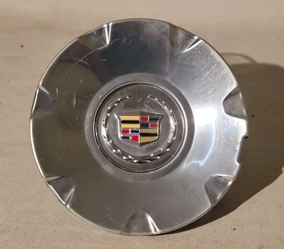 Cadillac 2004 - 2011 CTS, STS OEM Wheel Center Cap Color Crest Part # 9595437