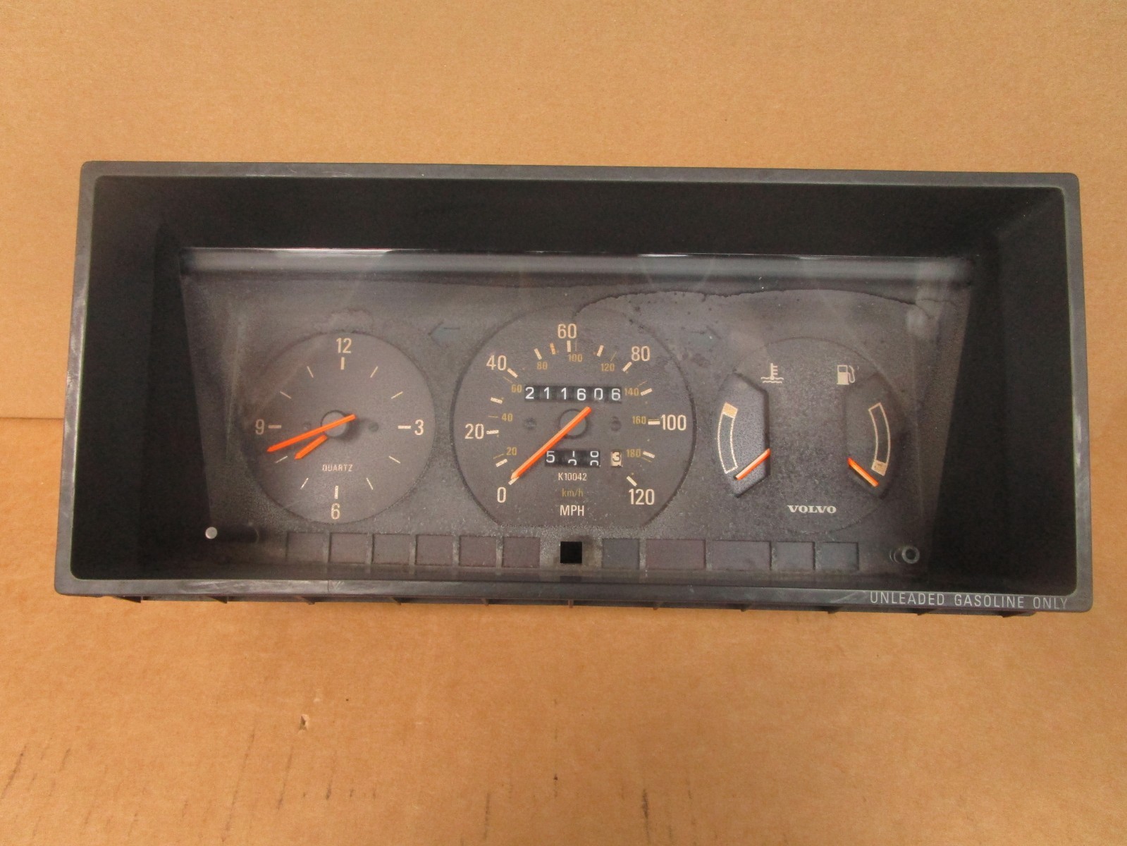 86-93 Volvo 240 Speedometer Instrument Cluster Gauge 211K Miles 1986-1993 86-93 Volvo 240 Speedometer Instrument Cluster Gauge 211K Miles 1986-1993