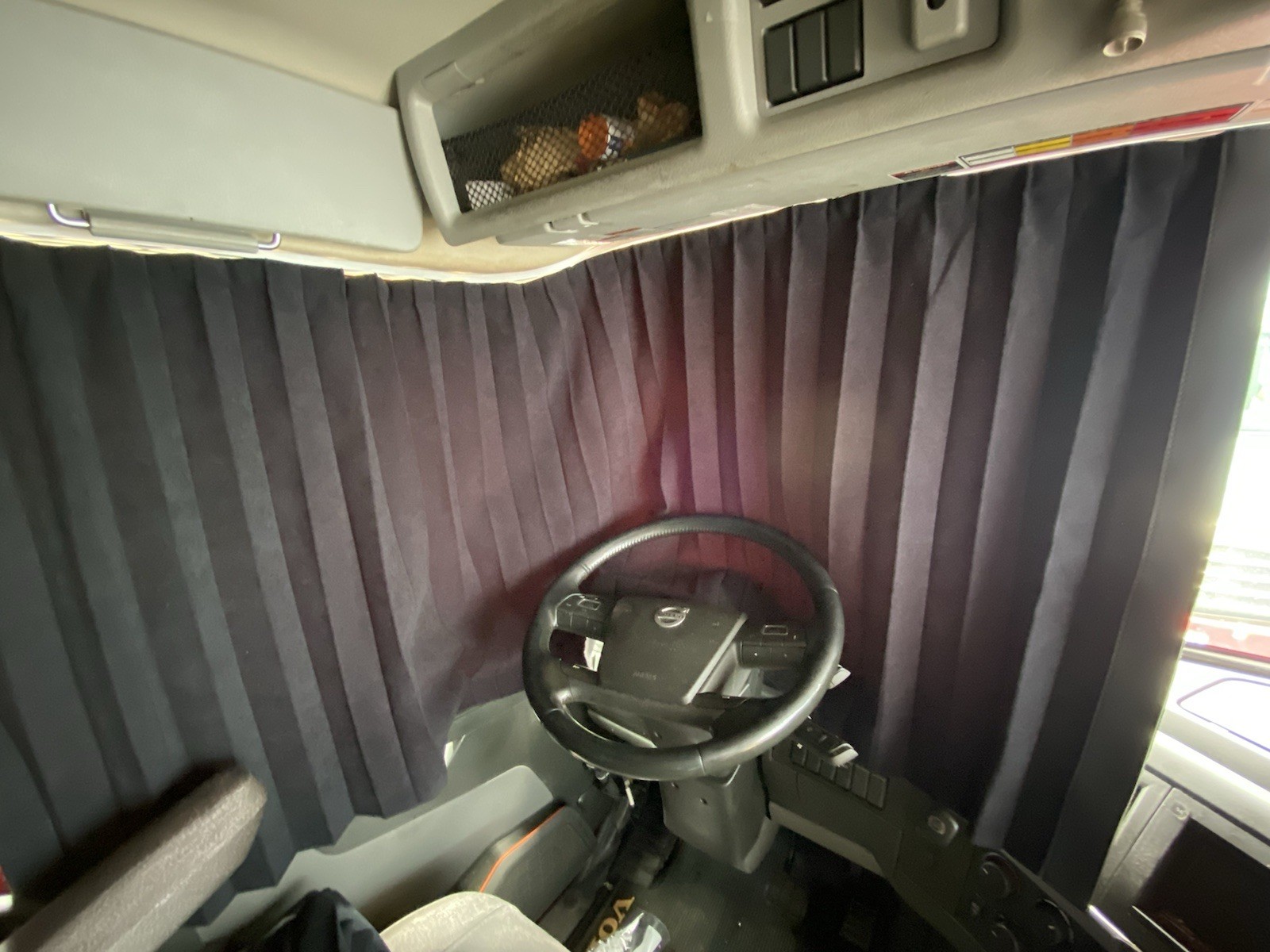 VOLVO VNL WINDSHIELD Curtains. Left And Right Side. New. VOLVO VNL WINDSHIELD Curtains. Left And Right Side. New.